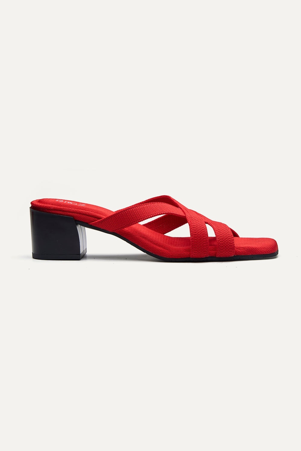 Mila Heel
