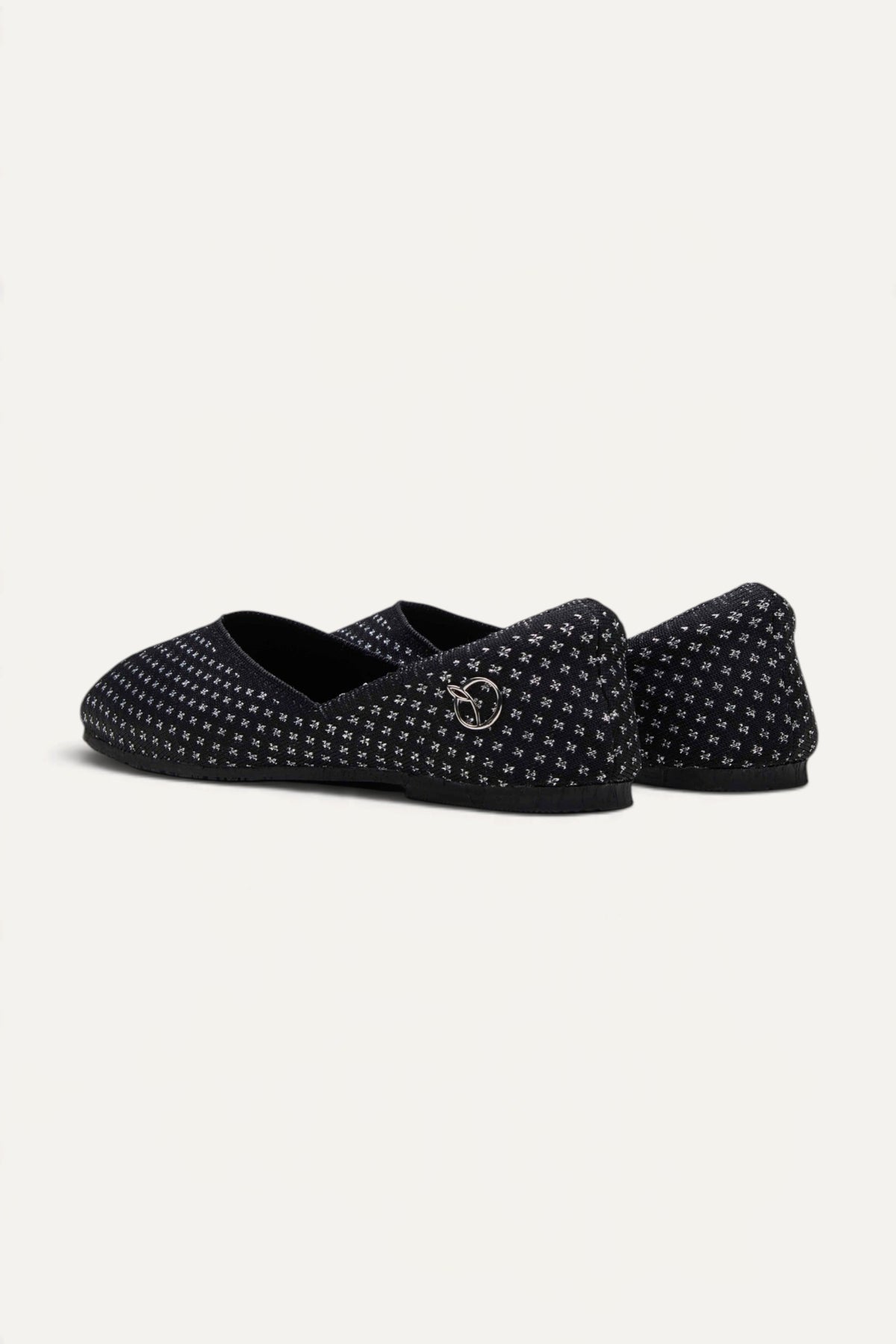 Sitara Juttis in Black Silver, pair, side view