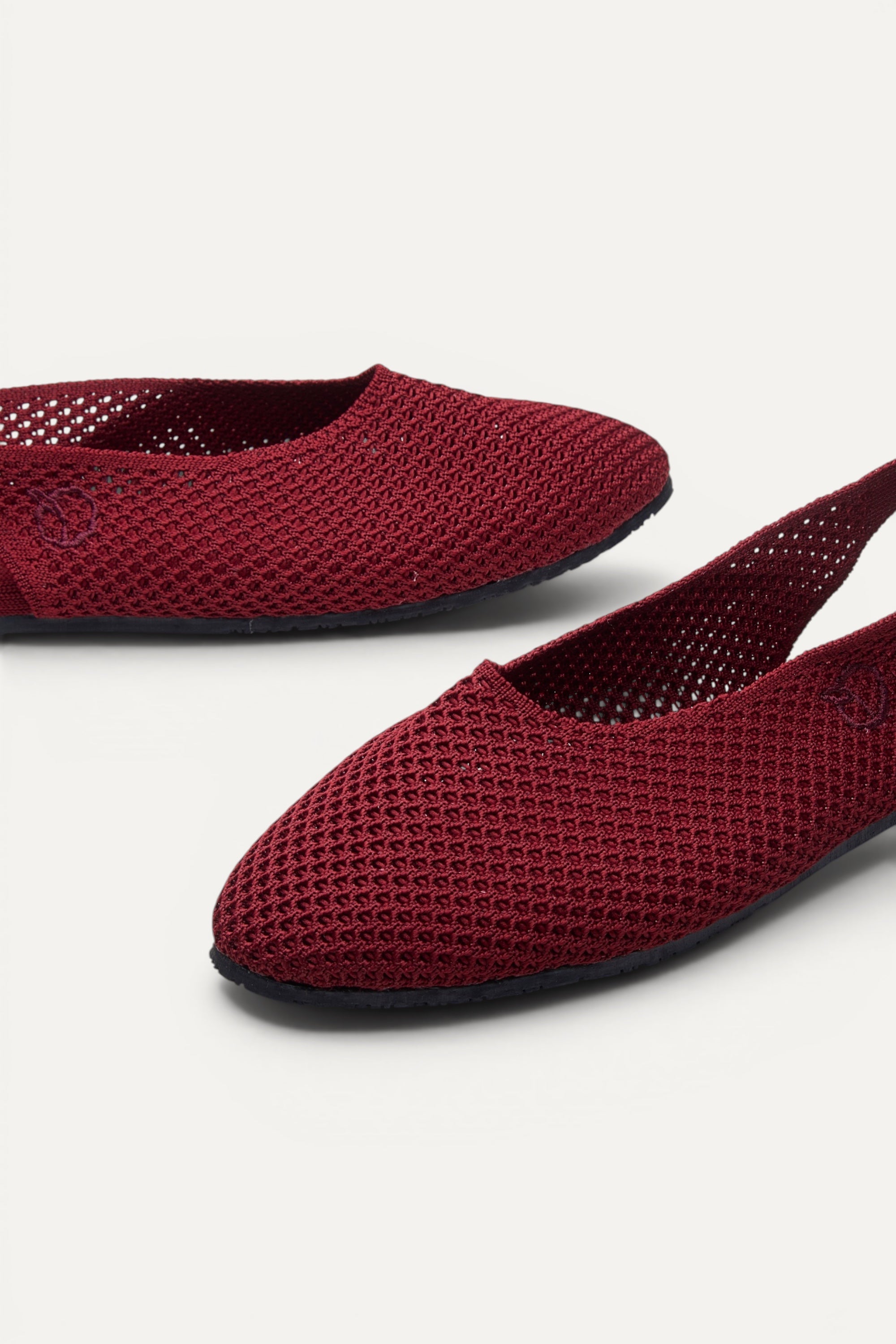 Top view of Rioz Airknit Slingbacks (maroon, almond-toe), lightweight knit flats made in India from rPET.