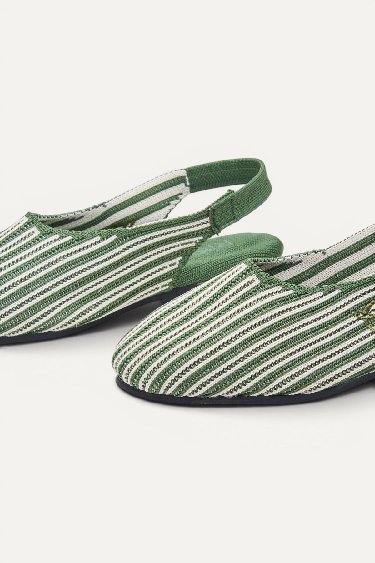 Kids Almond Slingback in Green, rPET knit, machine washable