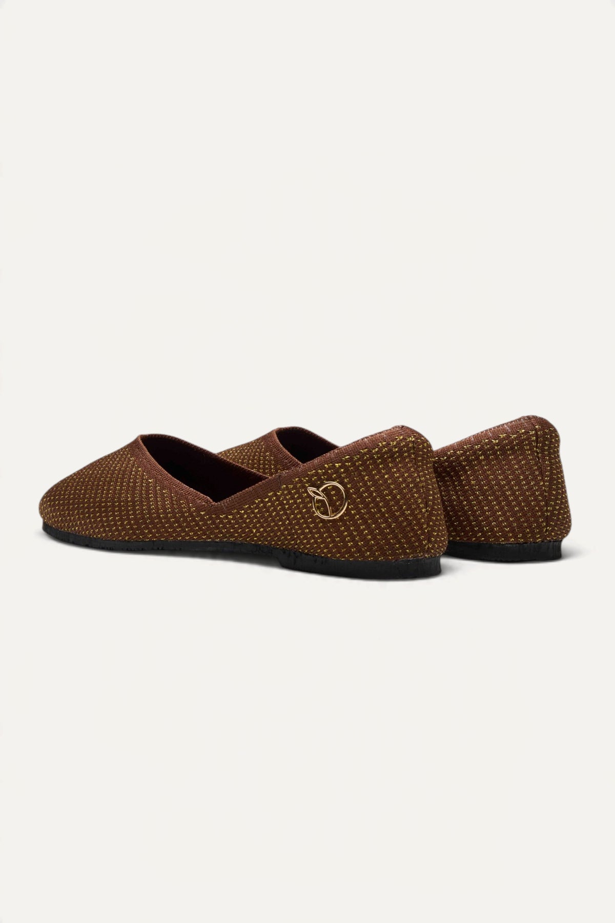 Sitara Juttis in Brown Gold, pair, side view