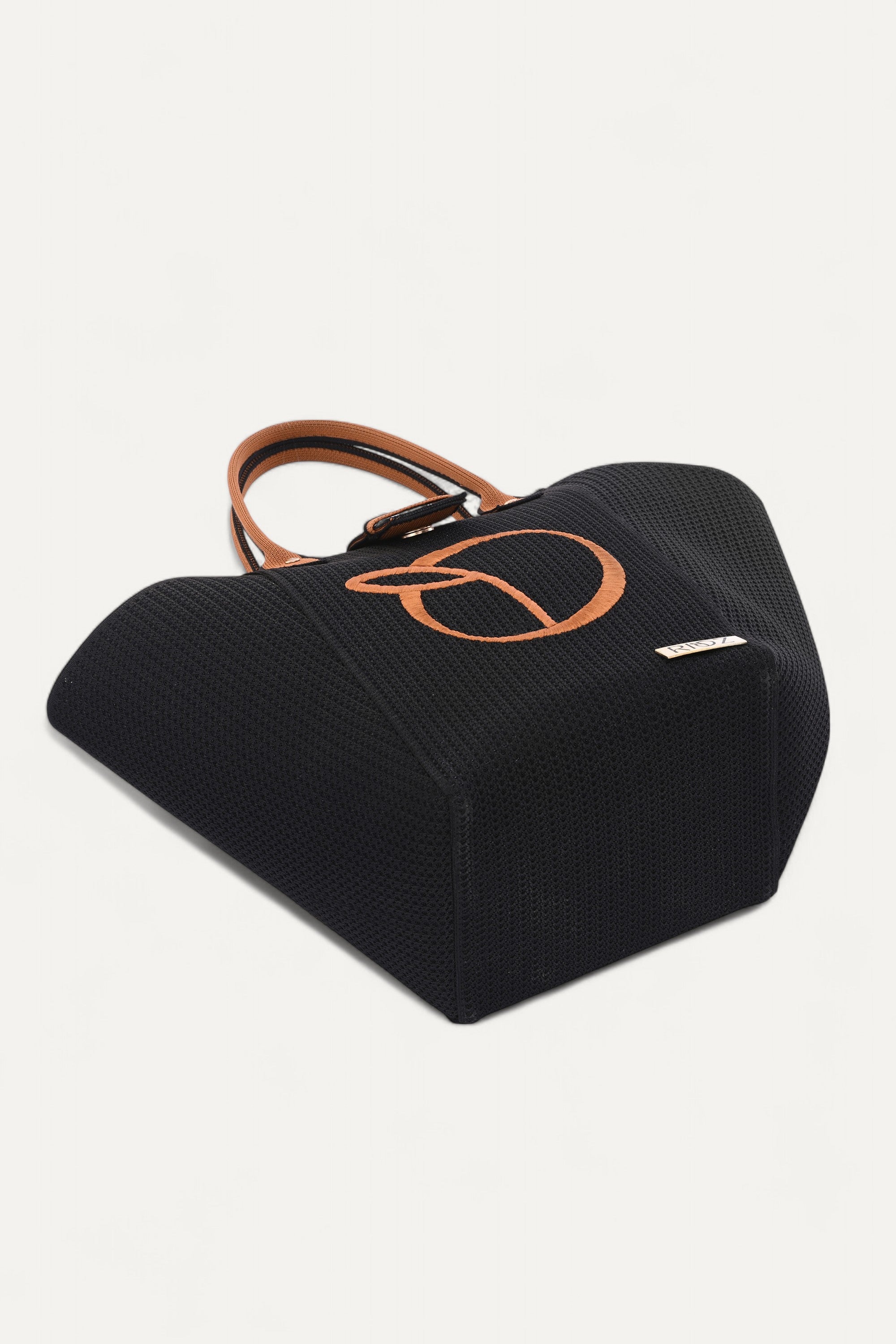 Icon Anagram- Basket Bag