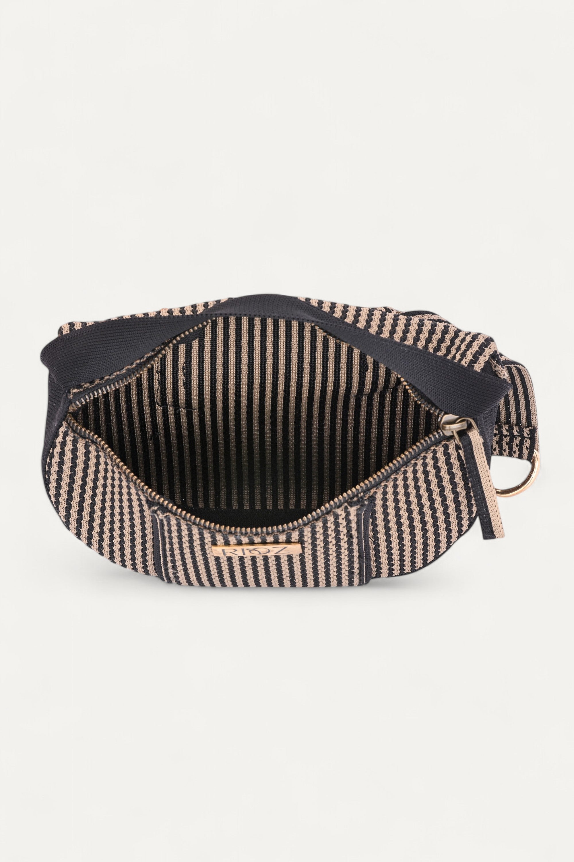 Icon Carry- Crossbody Bag