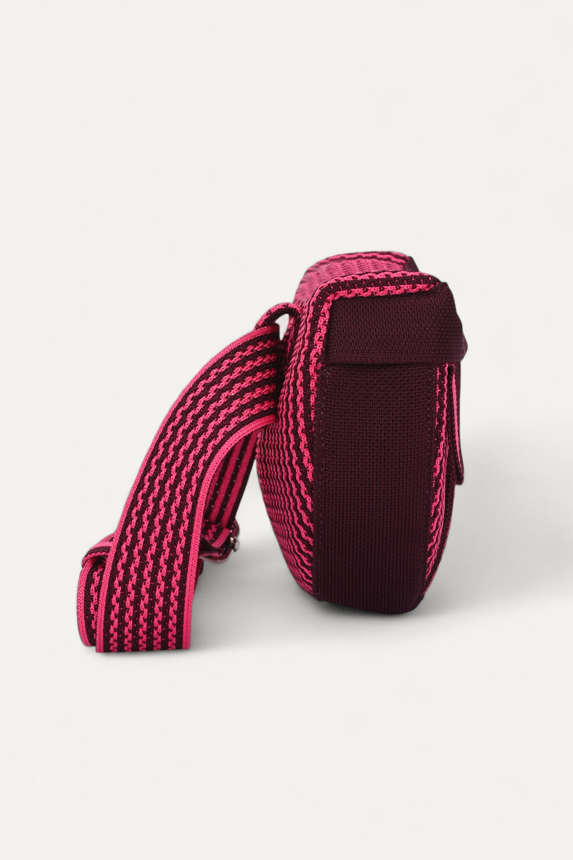 Icon Carry- Crossbody Bag