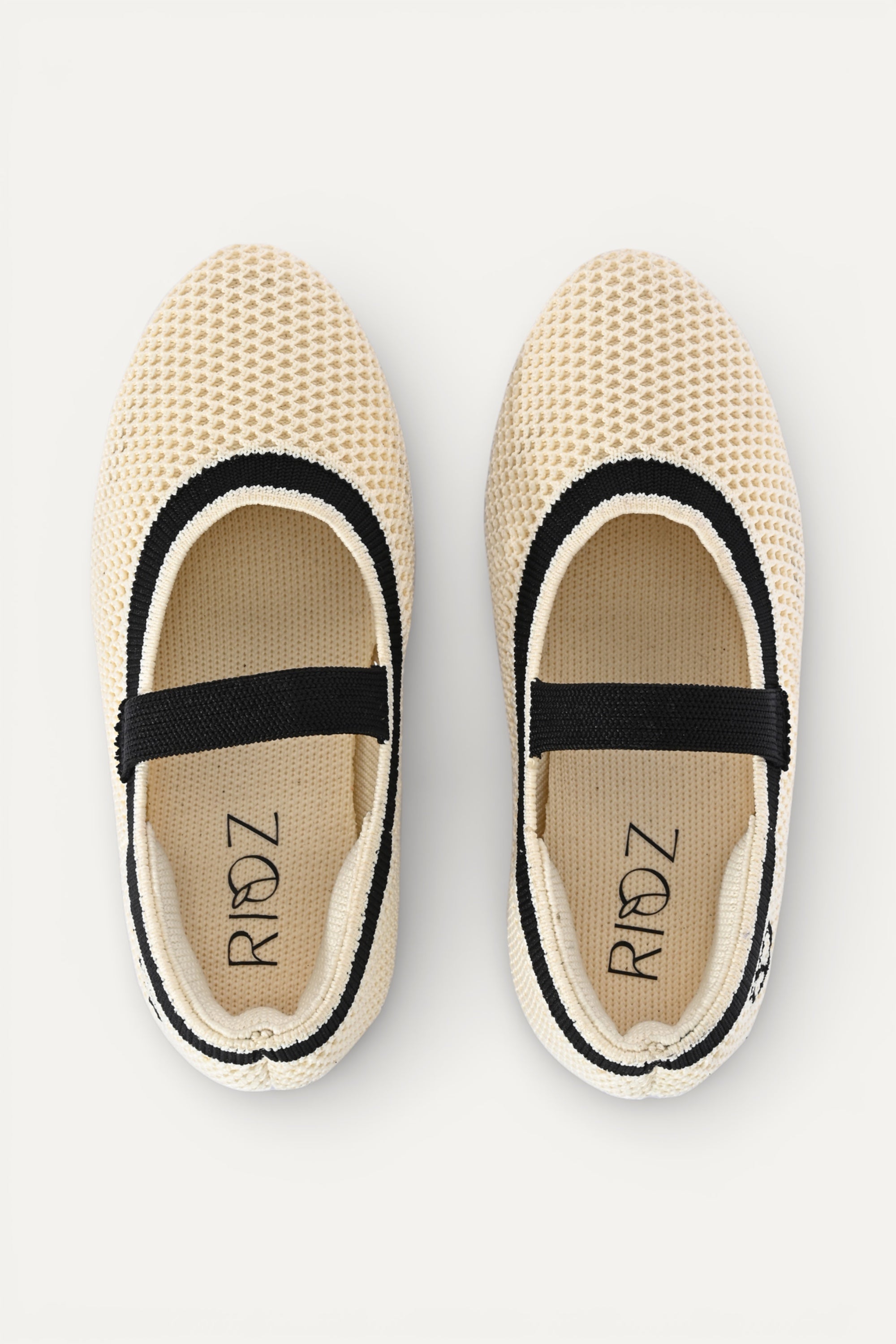 The Kids Round Toe Mary Janes