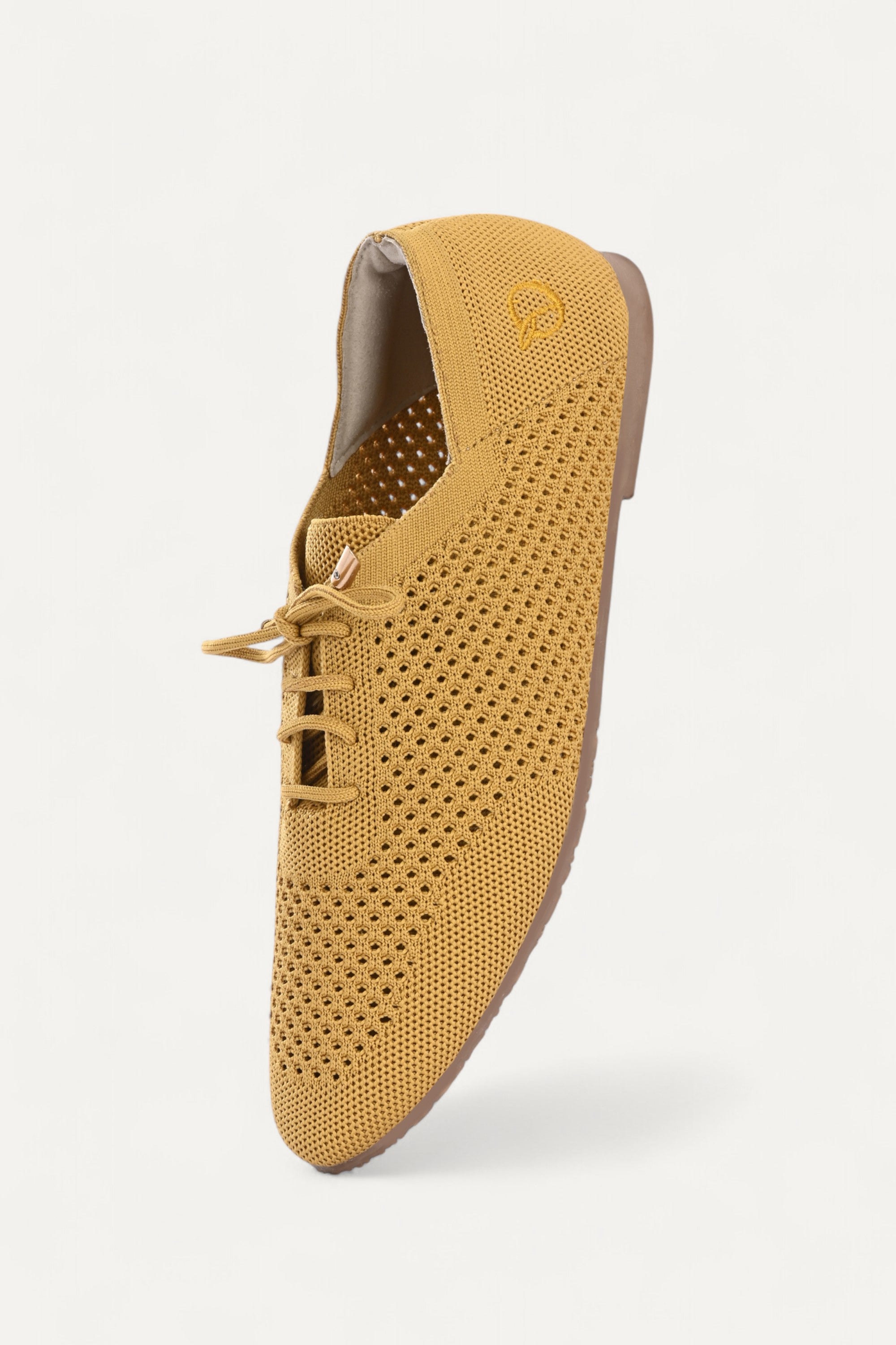 rioz store- sneakers for women- lace up sneakers - eco friendly shoe-sustainable footwear