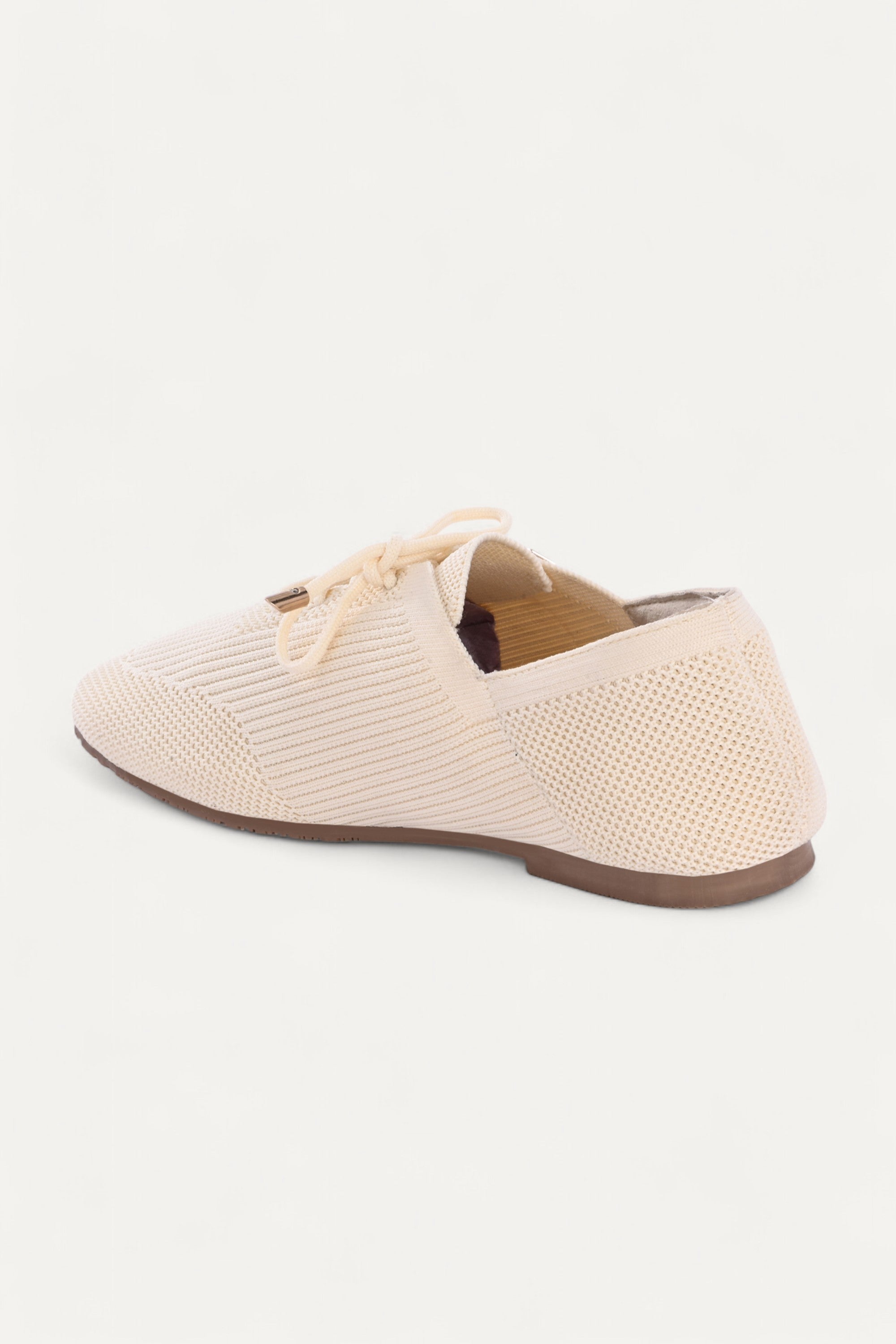 rioz store- sneakers for women- lace up sneakers - eco friendly shoe-sustainable footwear-beige loafers-cream loafers