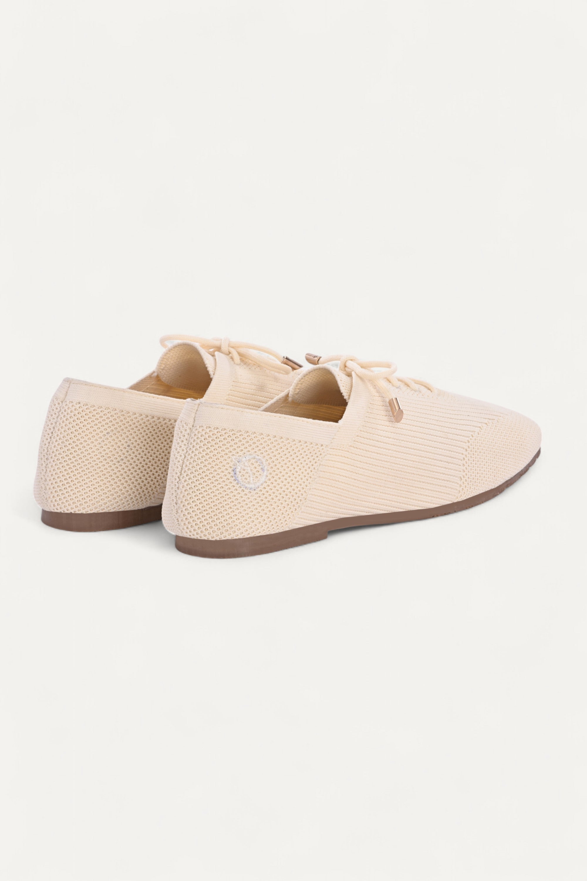 rioz store- sneakers for women- lace up sneakers - eco friendly shoe-sustainable footwear-beige loafers-cream loafers