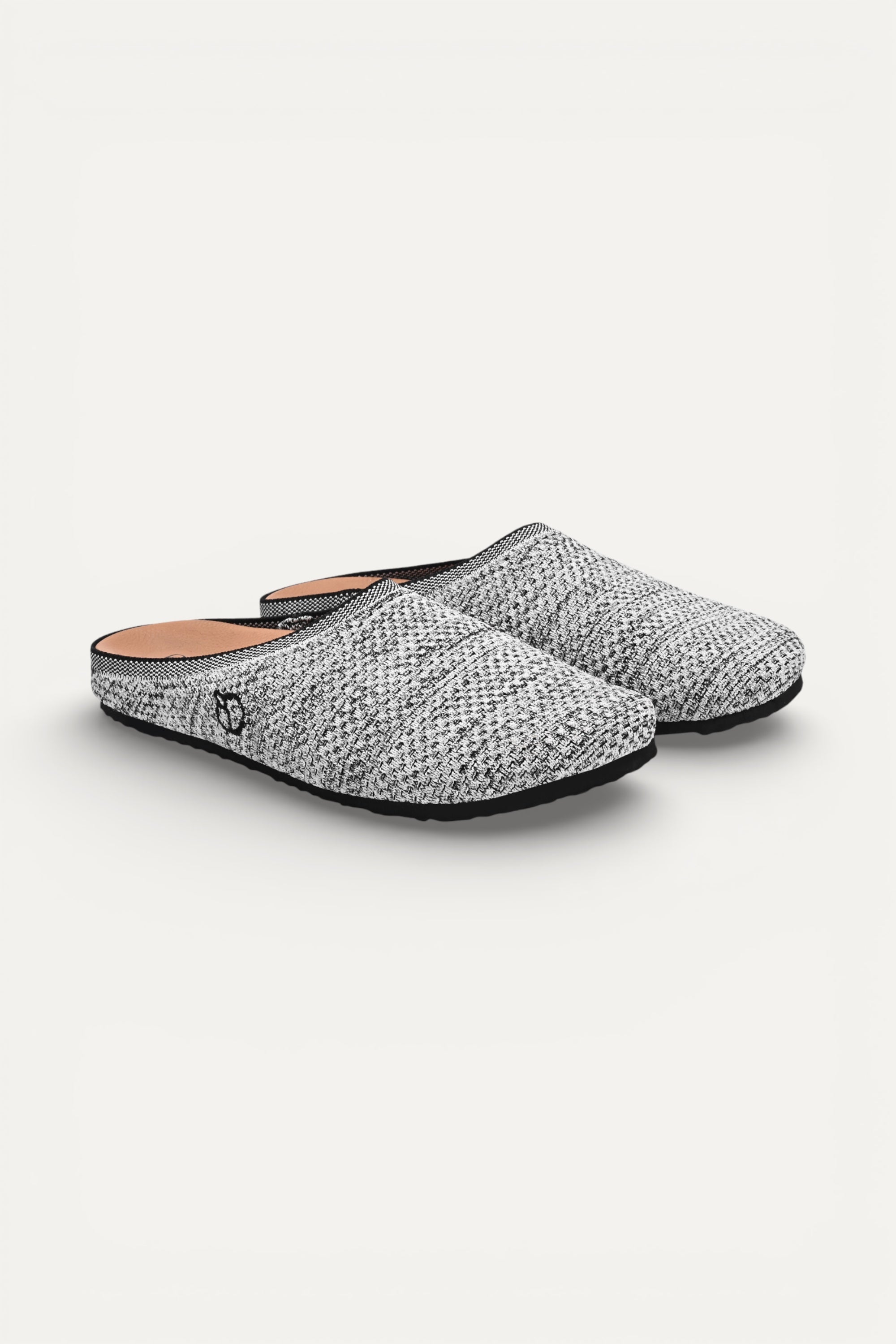 Rioz women gray slip-on loafers breathable, knit fabric and soft cushioned insole casual footwear