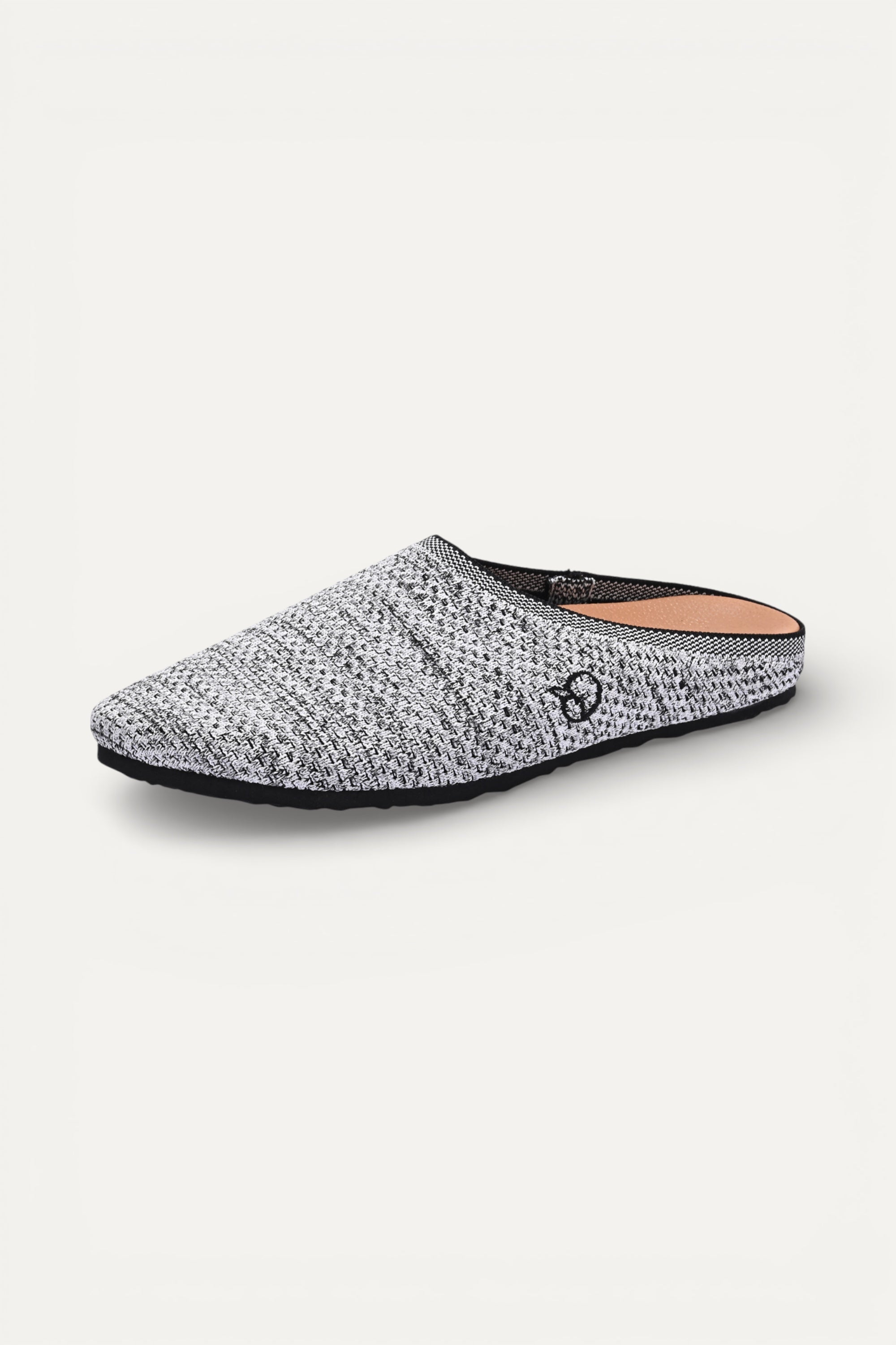 Rioz women gray slip-on loafers breathable, knit fabric and soft cushioned insole casual footwear