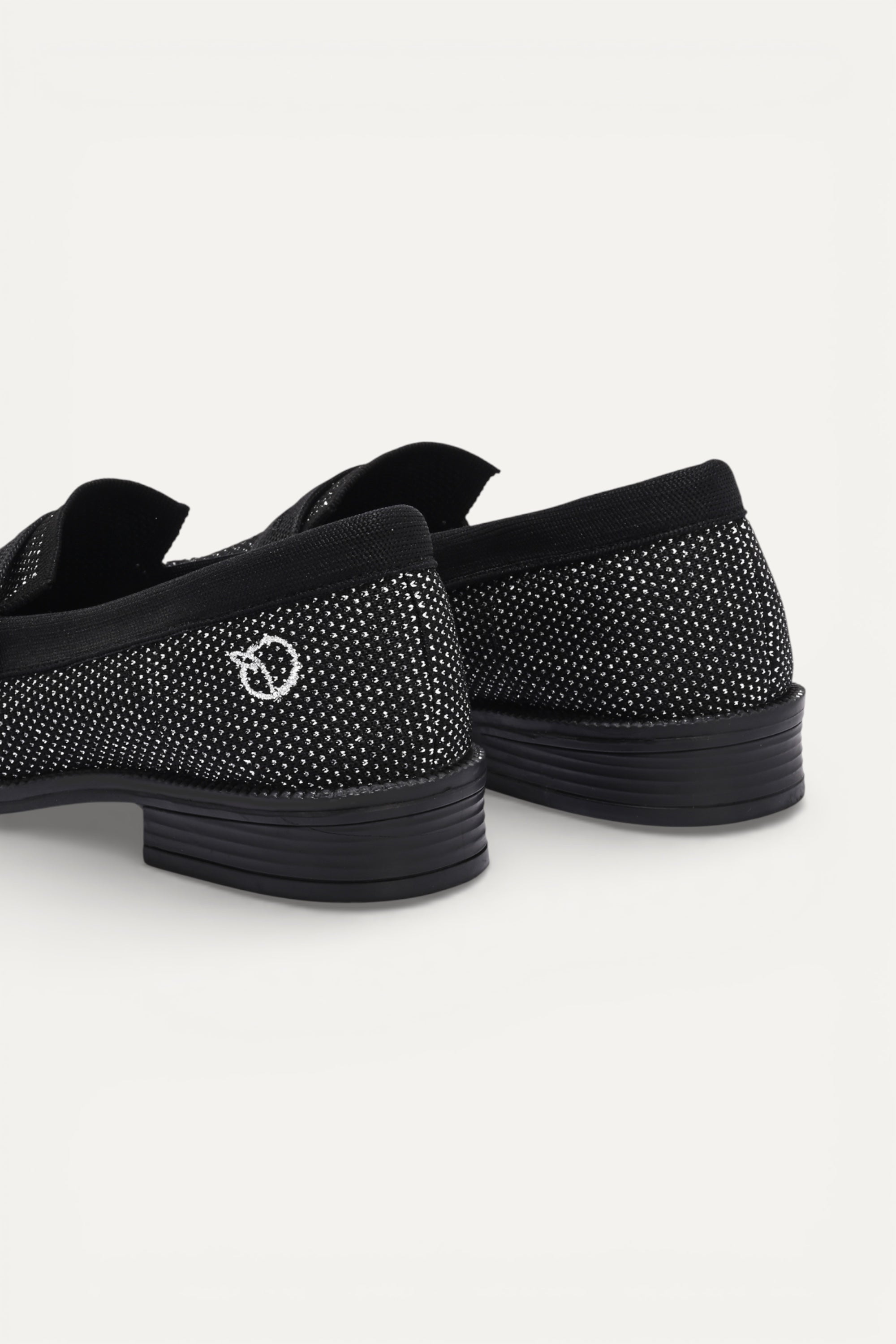 Rioz grey knit slip-on loafers with black trim detail, eco-friendly fabric and cushioned sole casual shoes