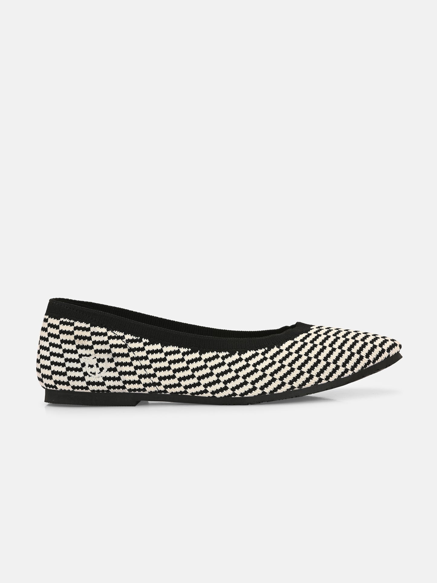 rioz-bellies for women - black bellies-bellies footwear-white bellies-bellies flat -flat bellies for girls- black sandals-black flats-lack and white bellies-girls bellies