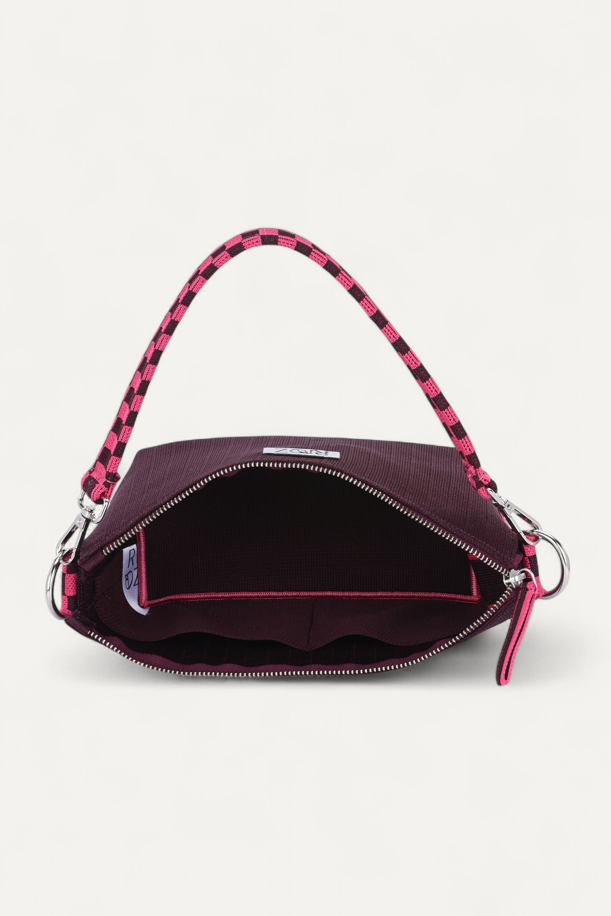 Rioz-Eco friendly bags-crossbody bags for women- sustainable-made from recycled plastic- secure zipper