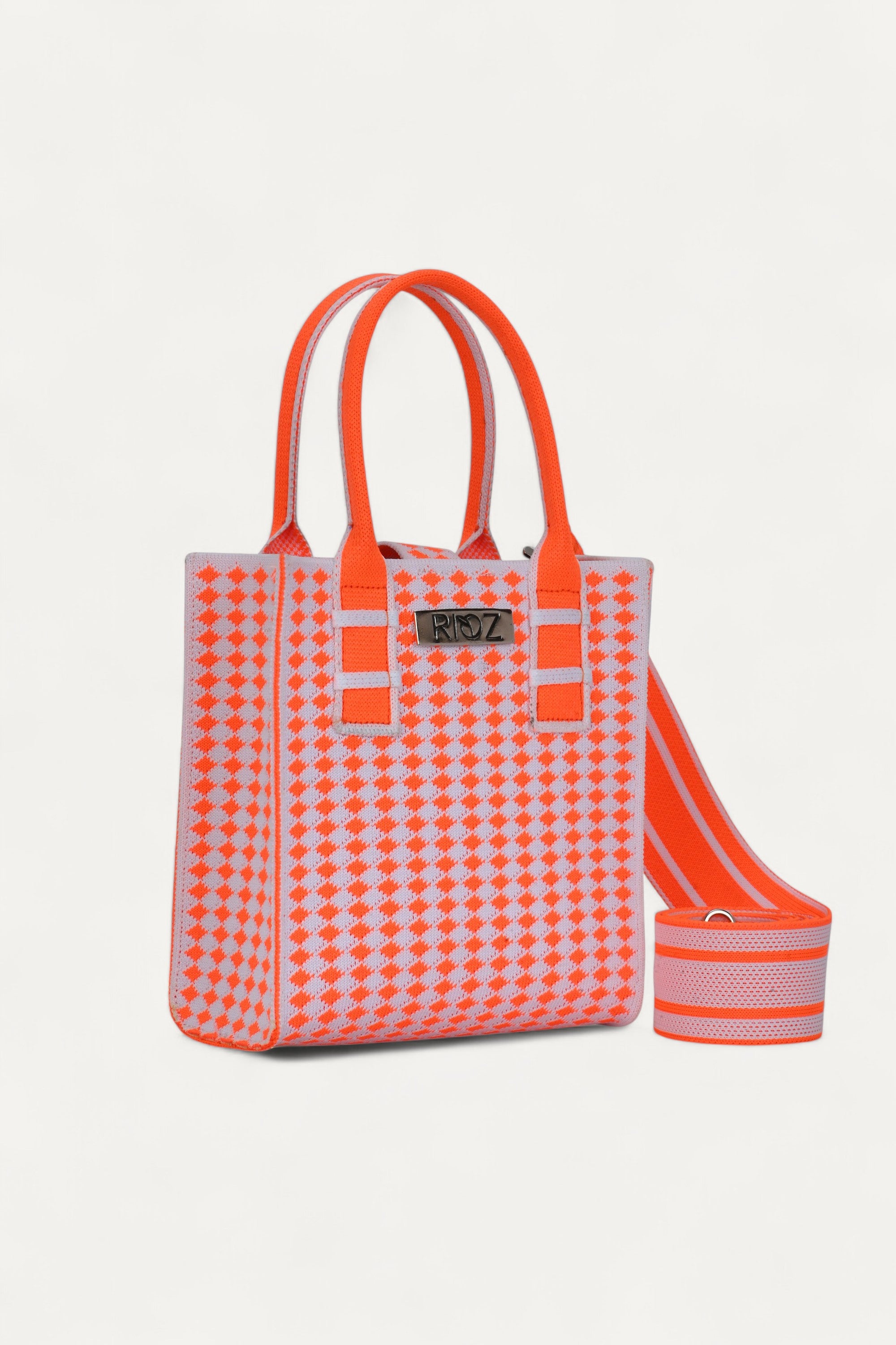 Rioz-Eco friendly bags-crossbody bags for women- sustainable-made from recycled plastic- secure zipper