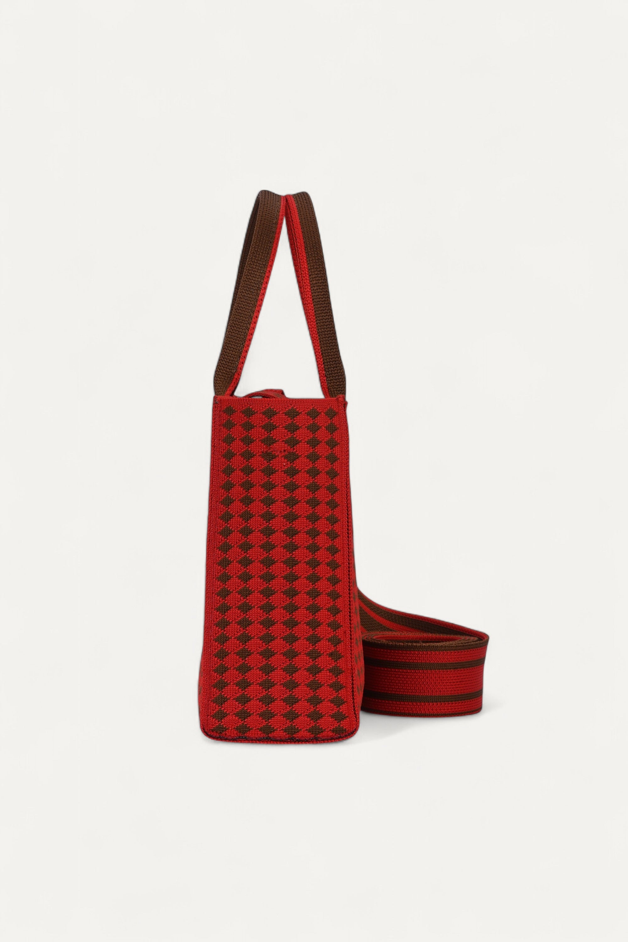 Rioz-Eco friendly bags-crossbody bags for women- sustainable-made from recycled plastic- secure zipper