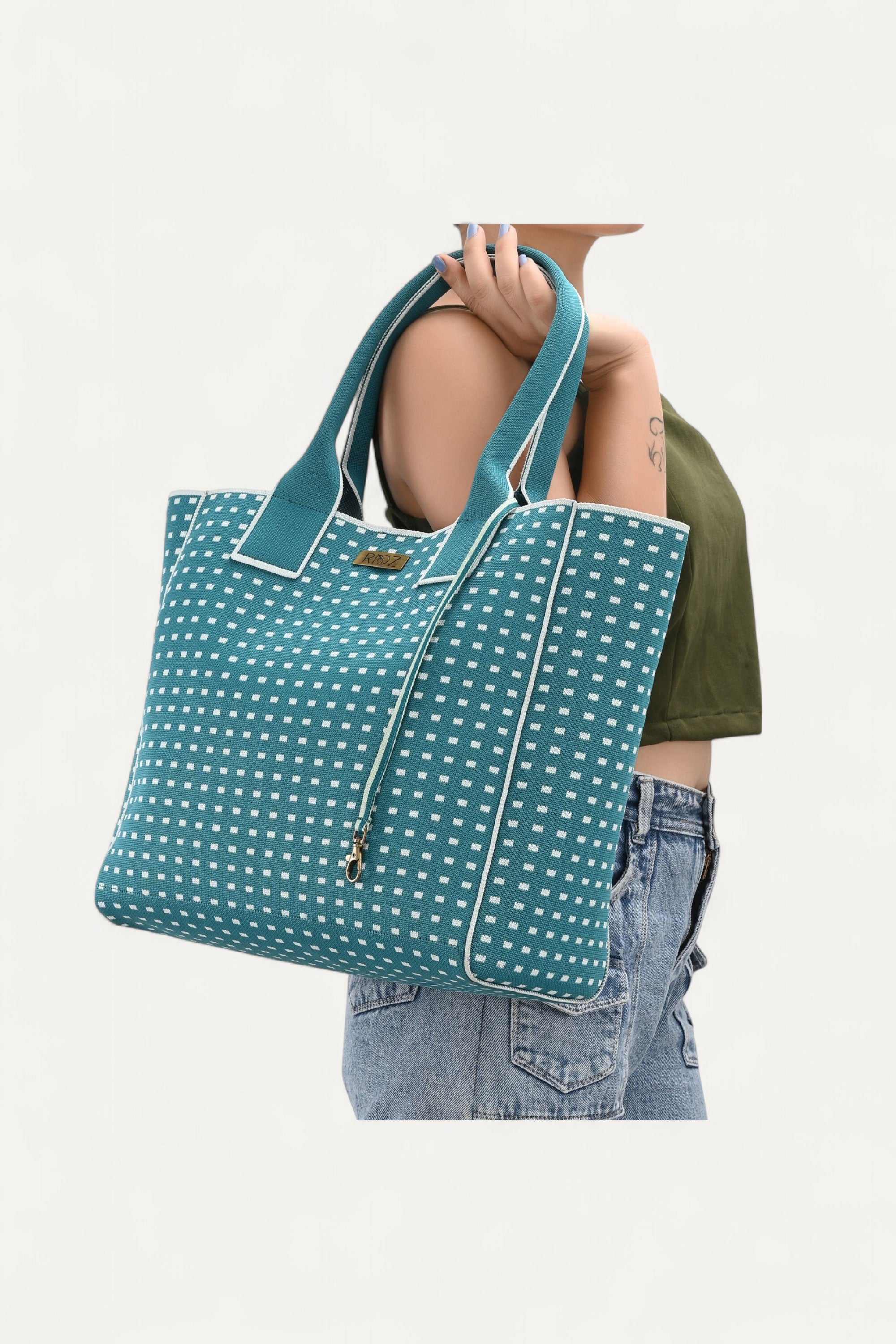OG Peppy- Bucket Bag