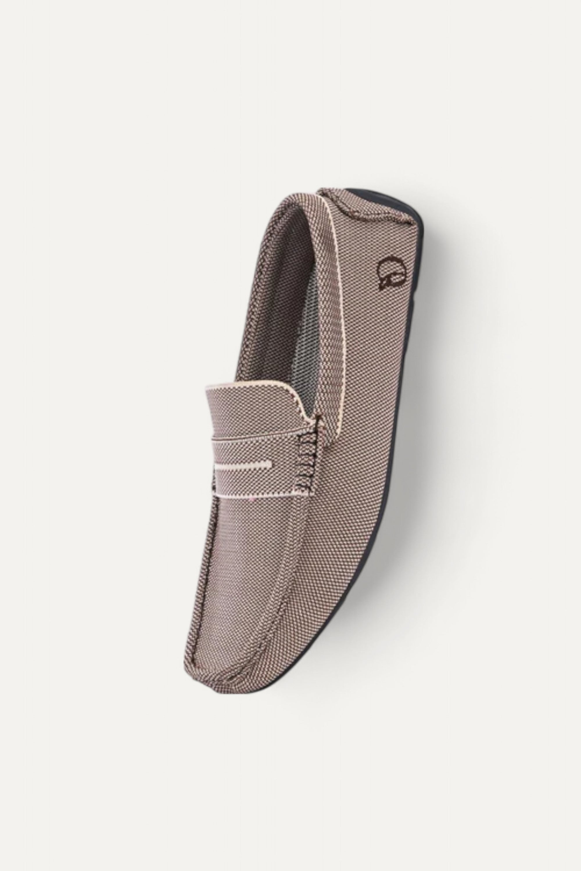 Rioz all-day-man-loafer-tan for women with breathable knit straps and cushioned sole eco-friendly fabric and cushioned sole