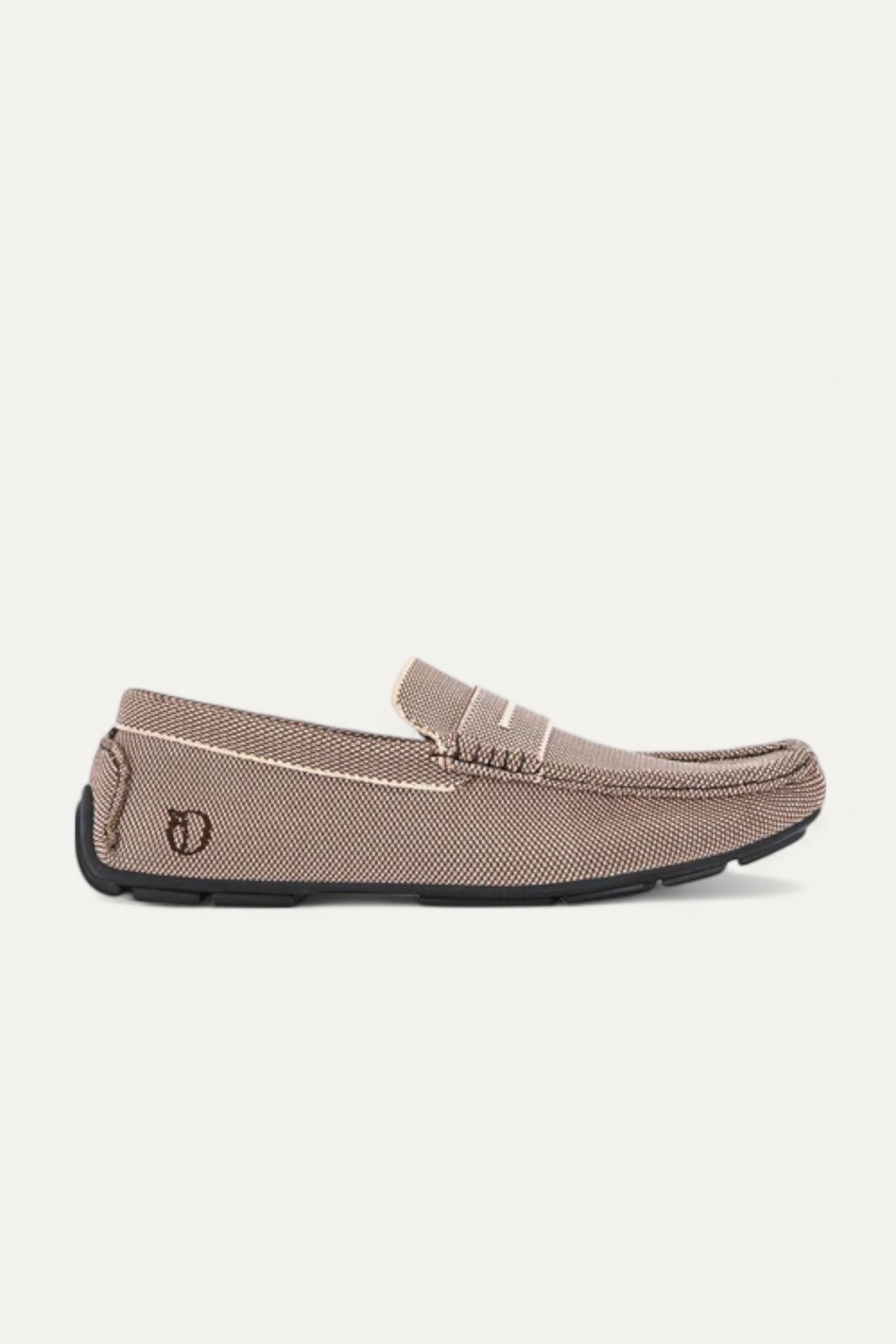 Rioz all-day-man-loafer-tan for women with breathable knit straps and cushioned sole eco-friendly fabric and cushioned sole