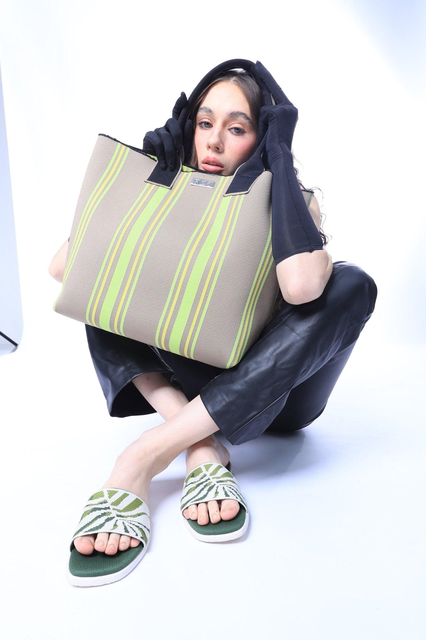 Feet Treat- Sliders - Rioz