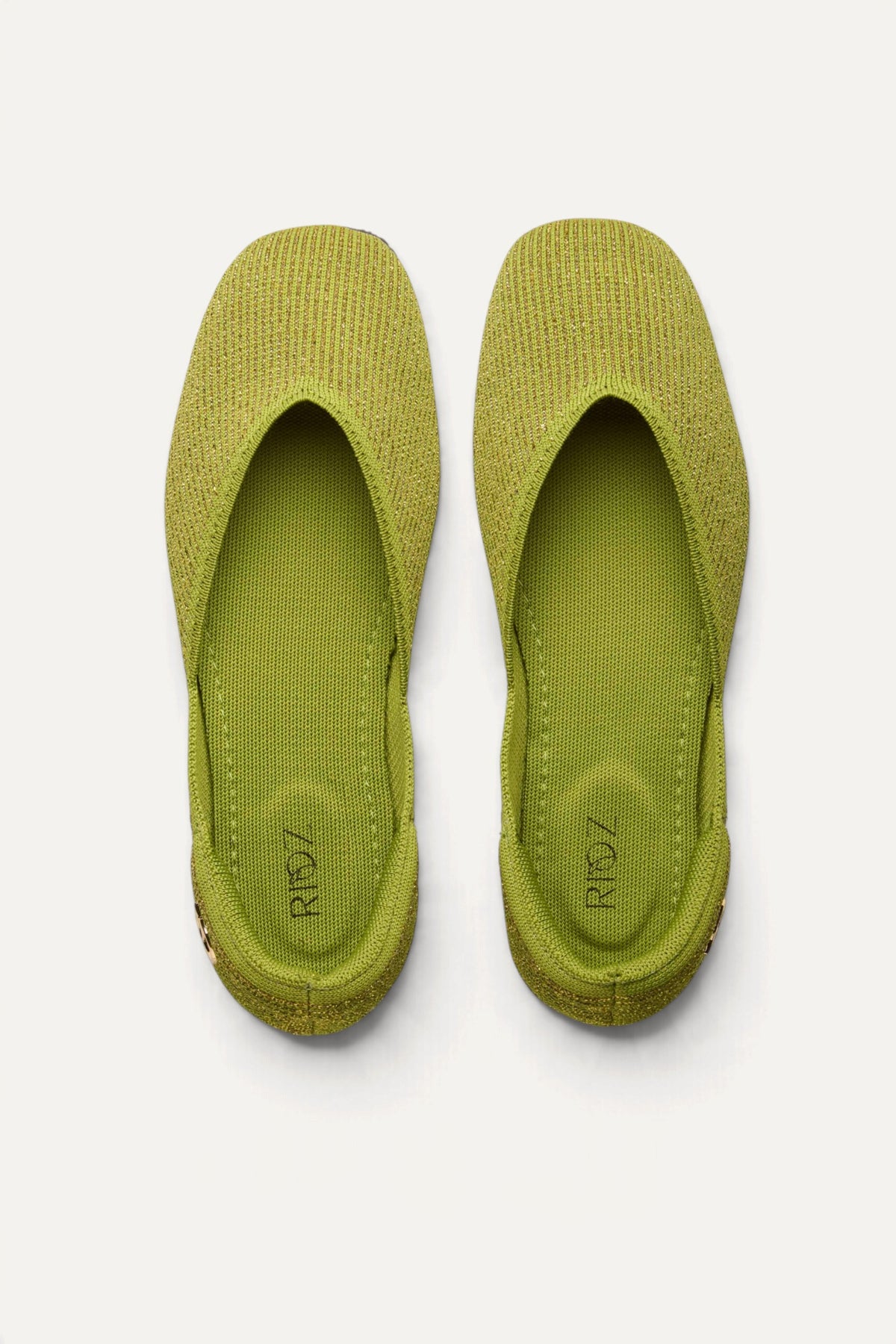Sitara Juttis in Green Gold, top view