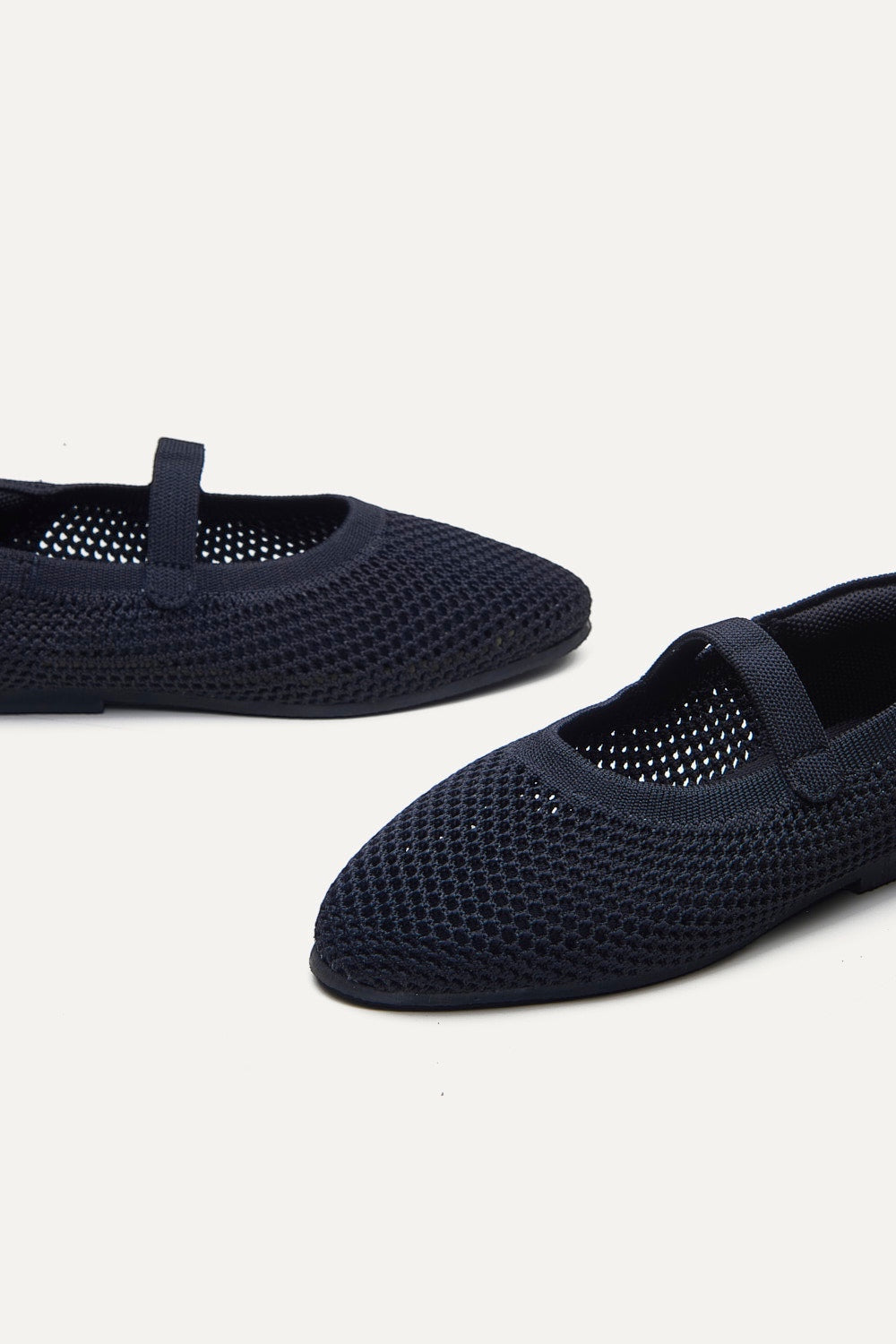 Kids Almond Toe Mary Janes- Airknit