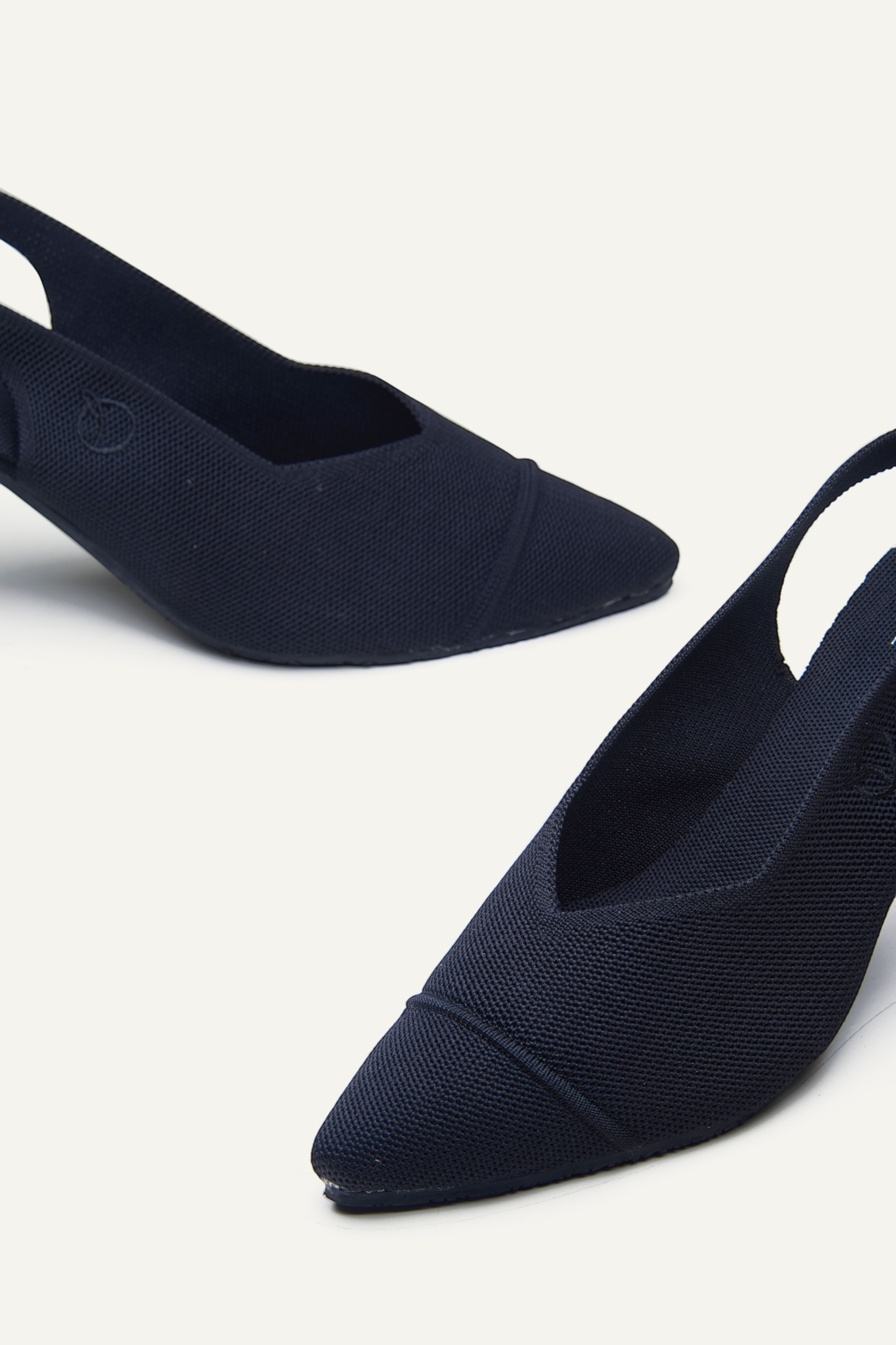 Isla Heel