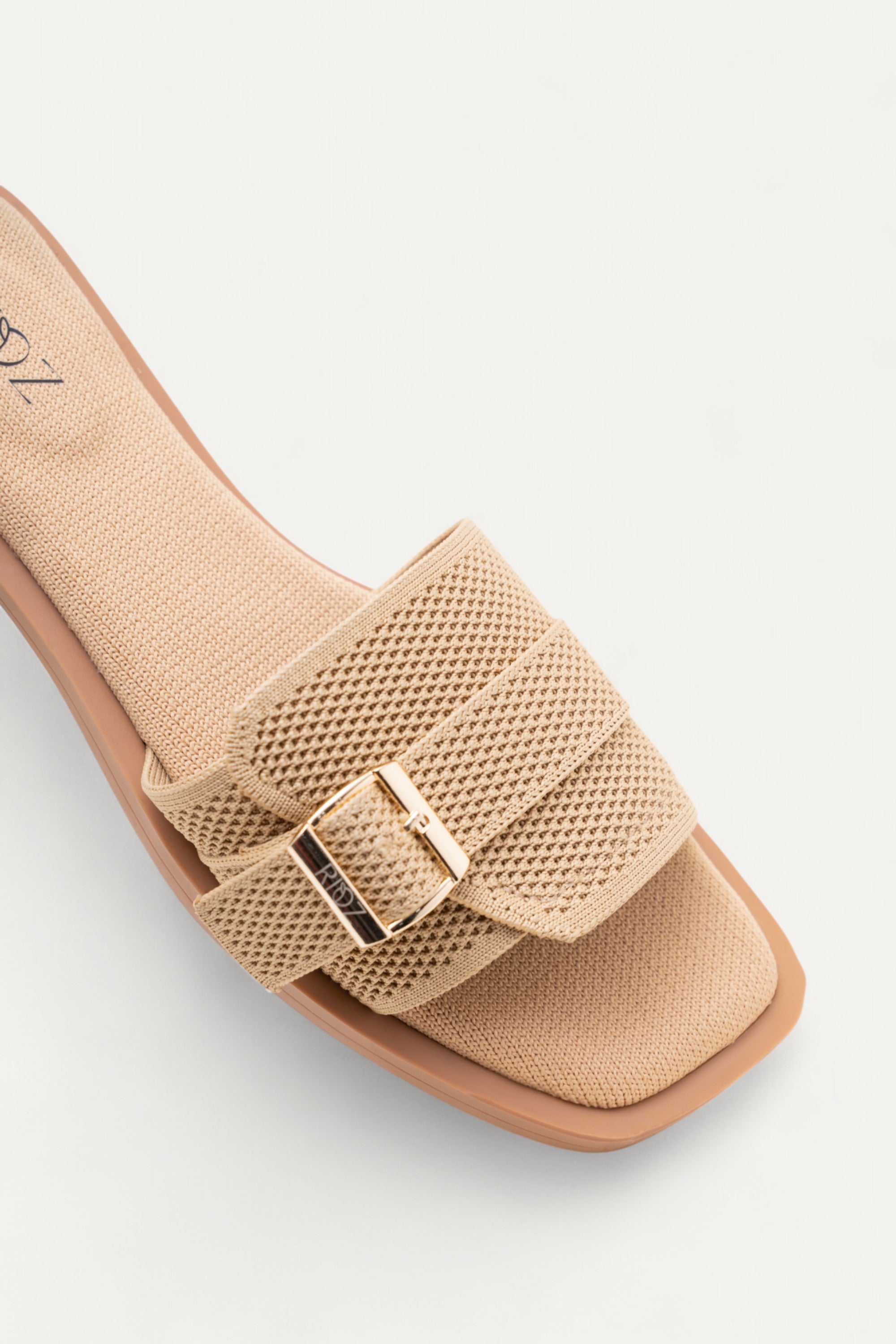 rioz-sandals for women-eco friendly shoe-sustainable -sandals  for girls -casual sandals for ladies
