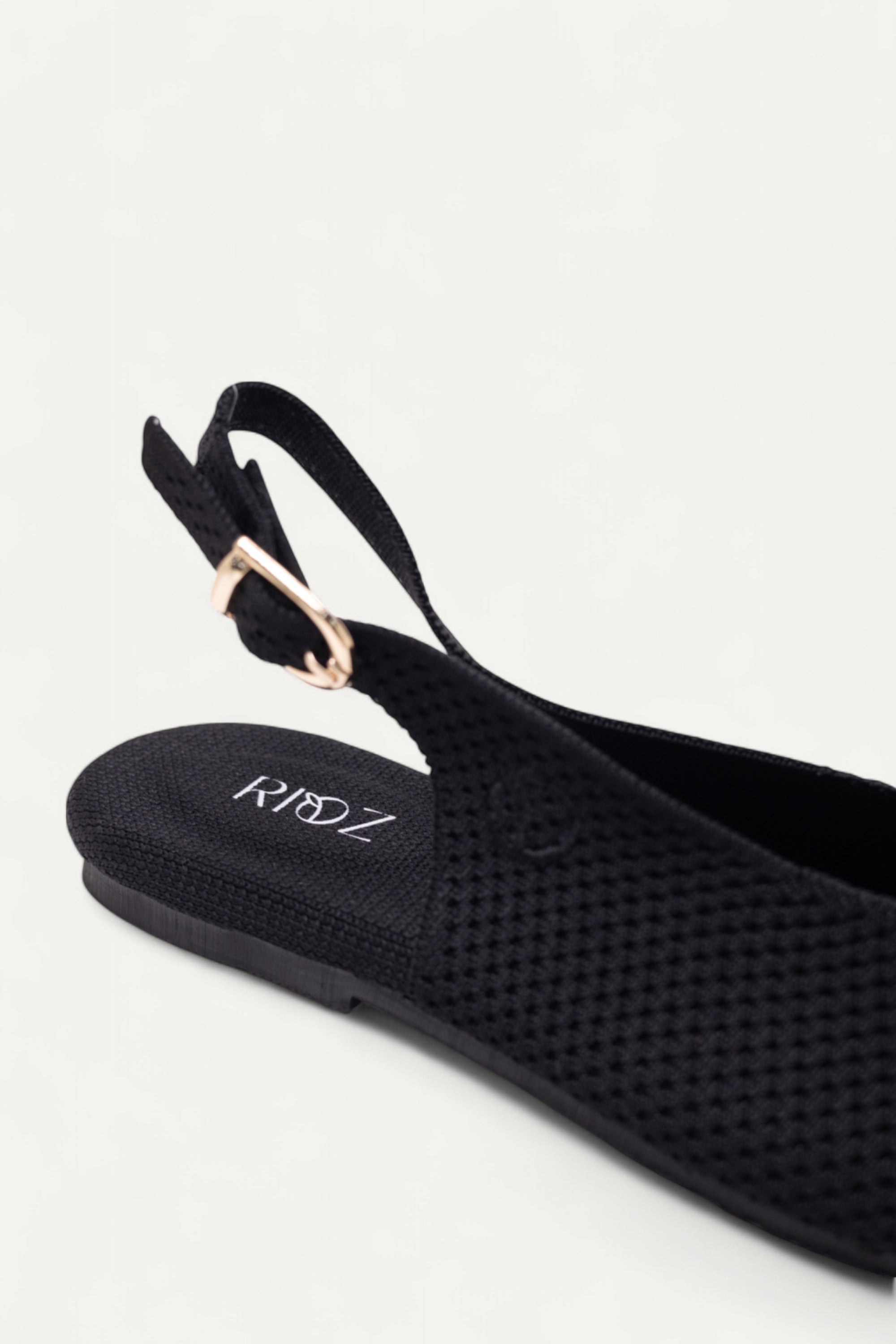 Rioz black breathable knitted slingbacks  flats for women with eco-friendly fabric and cushioned sole 