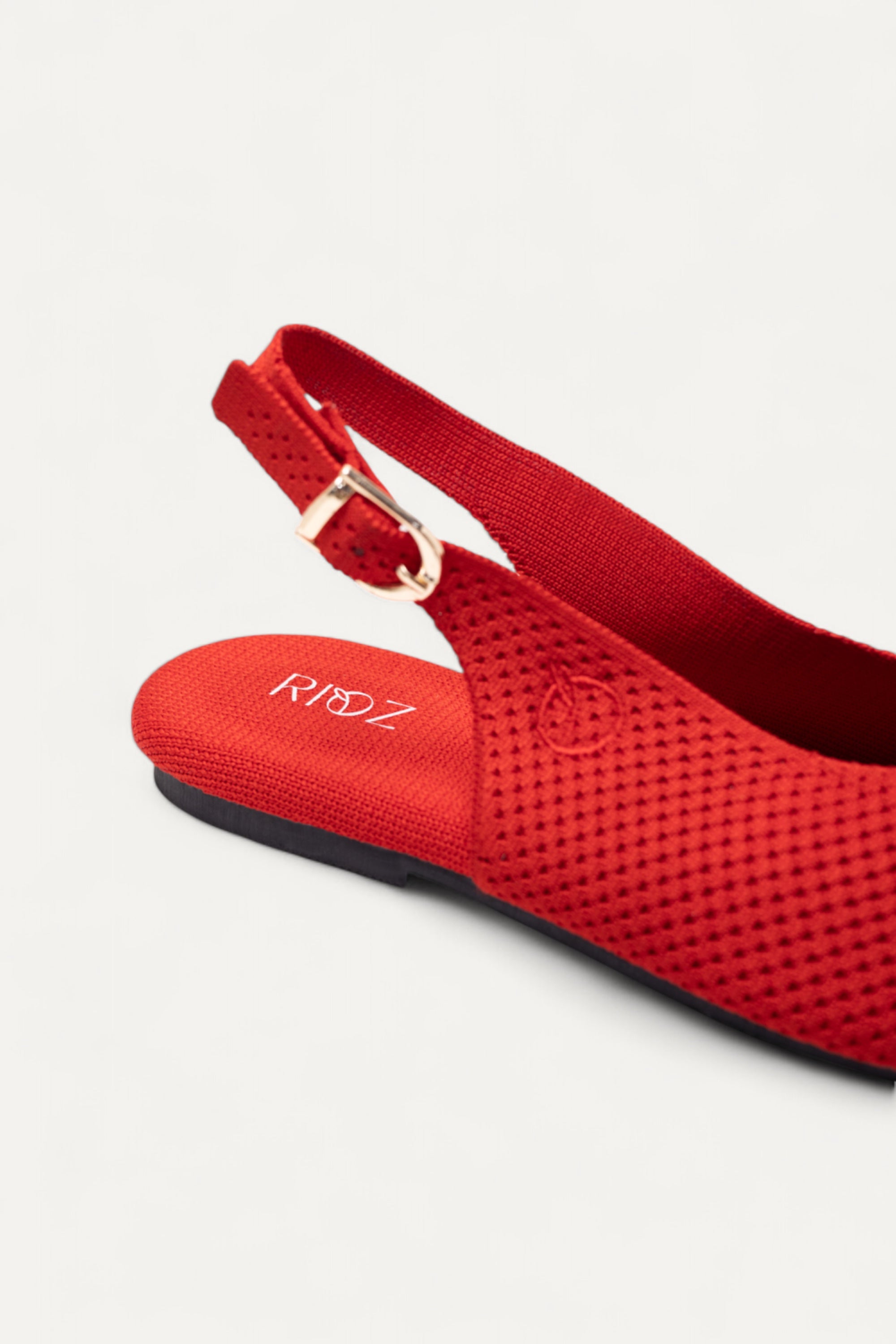 Rioz breathable red knitted slingbacks  flats for women with eco-friendly fabric and cushioned sole 