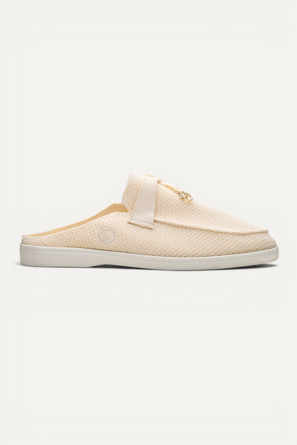 Everyday Ease – Clogs & Mules