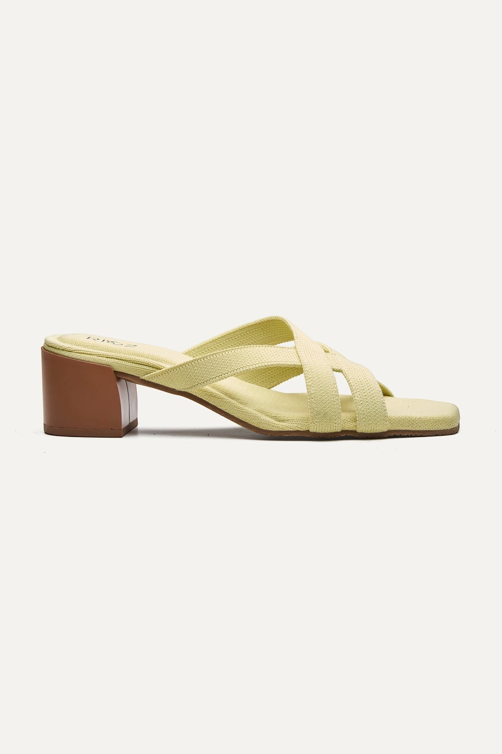 Mila Heel