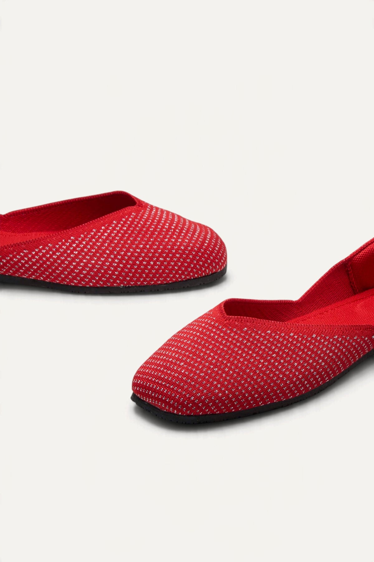 Sitara Juttis in Red Silver, pair, front view