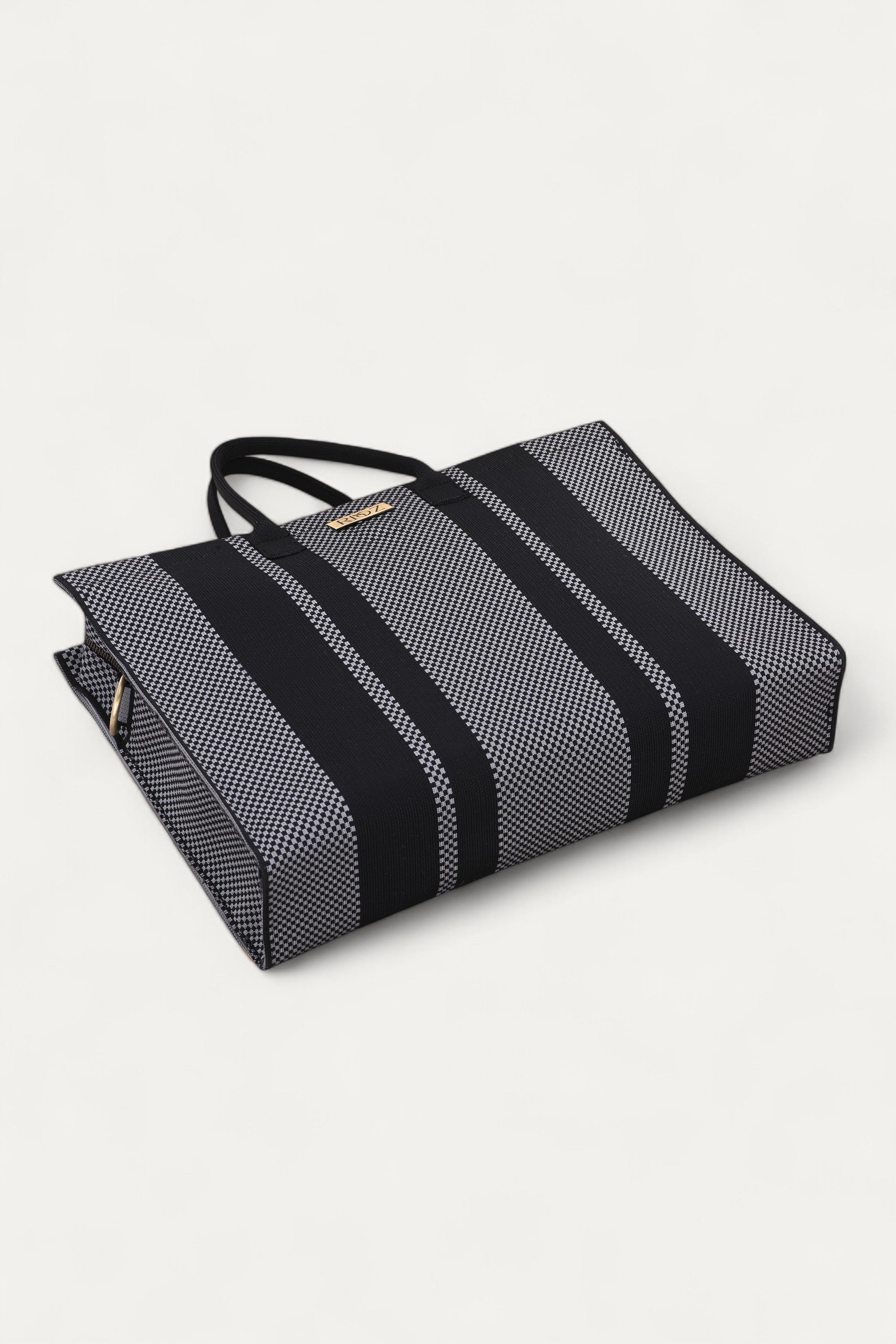 Zoro- Messenger Bag