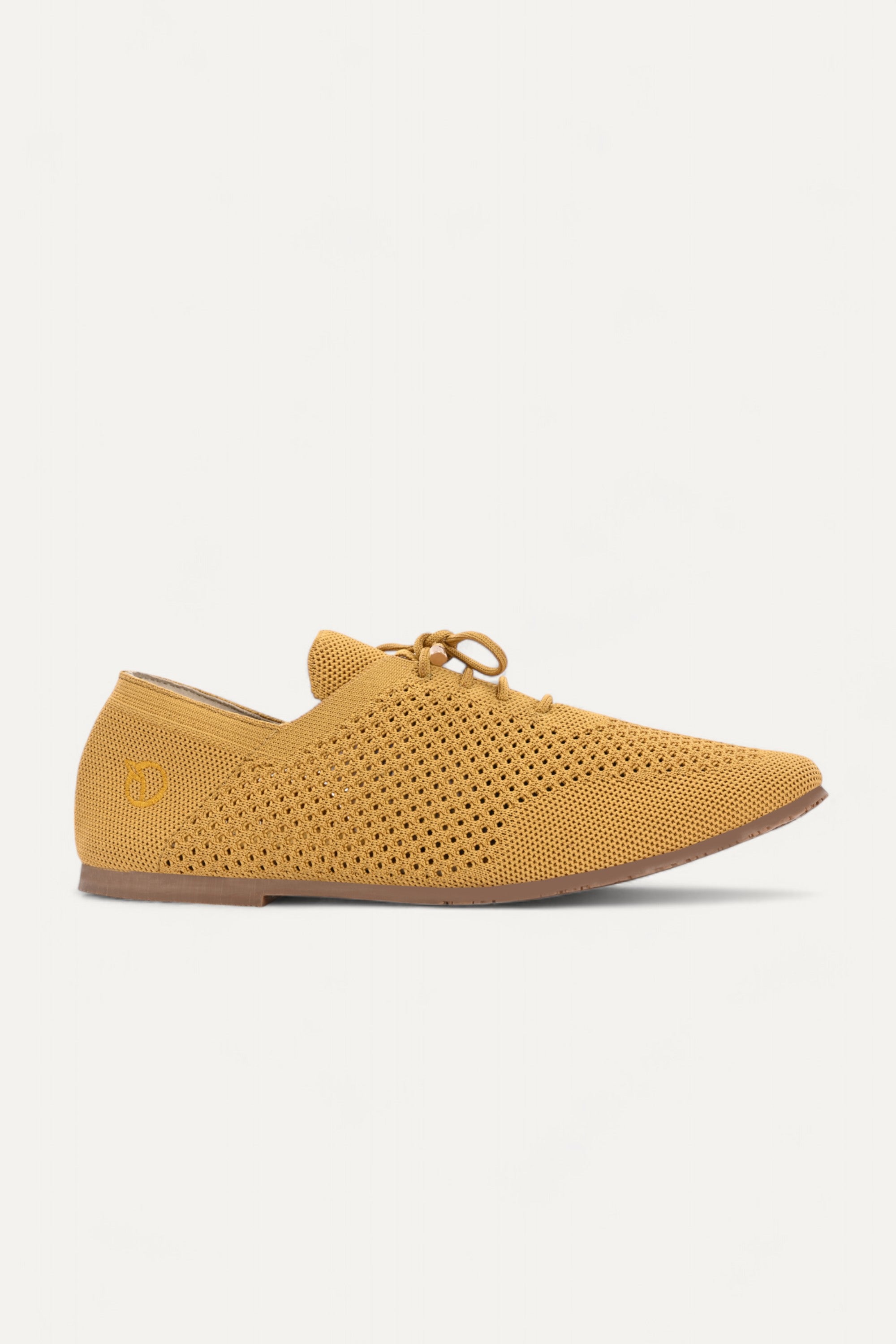 rioz store- sneakers for women- lace up sneakers - eco friendly shoe-sustainable footwear
