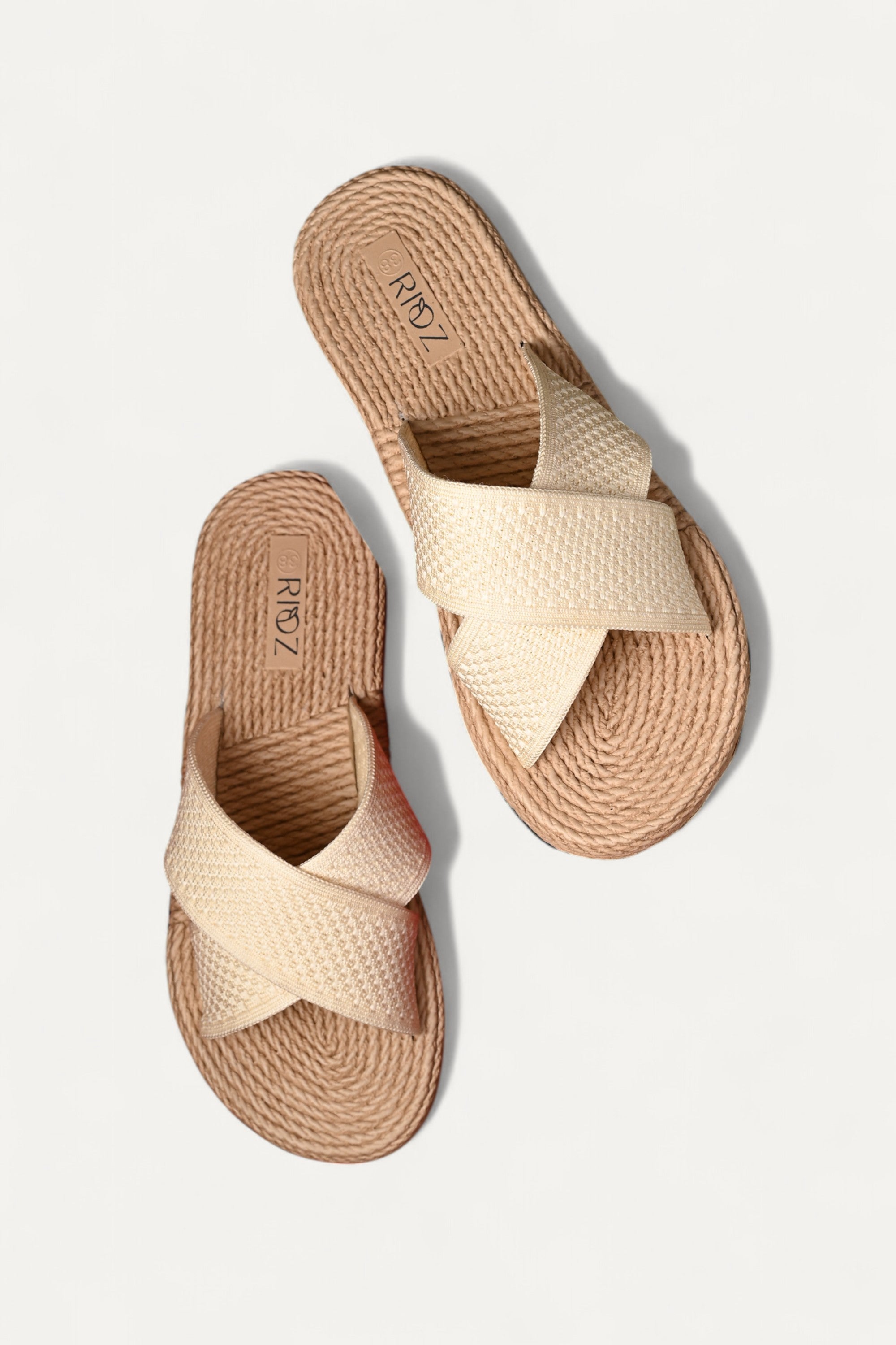rioz-flip flops for women-eco friendly footwear-sustainable shoe-sandals for girls -casual sandals for ladies
