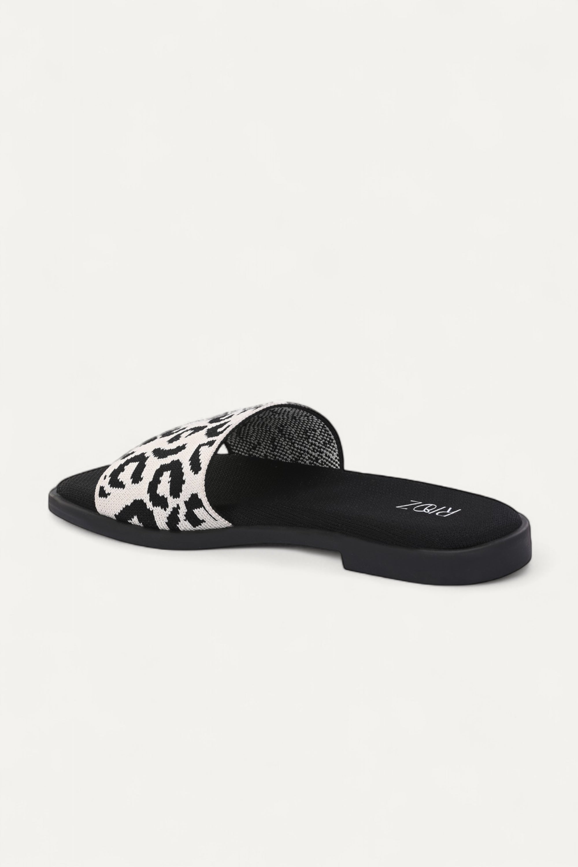 Feet Treat- Sliders