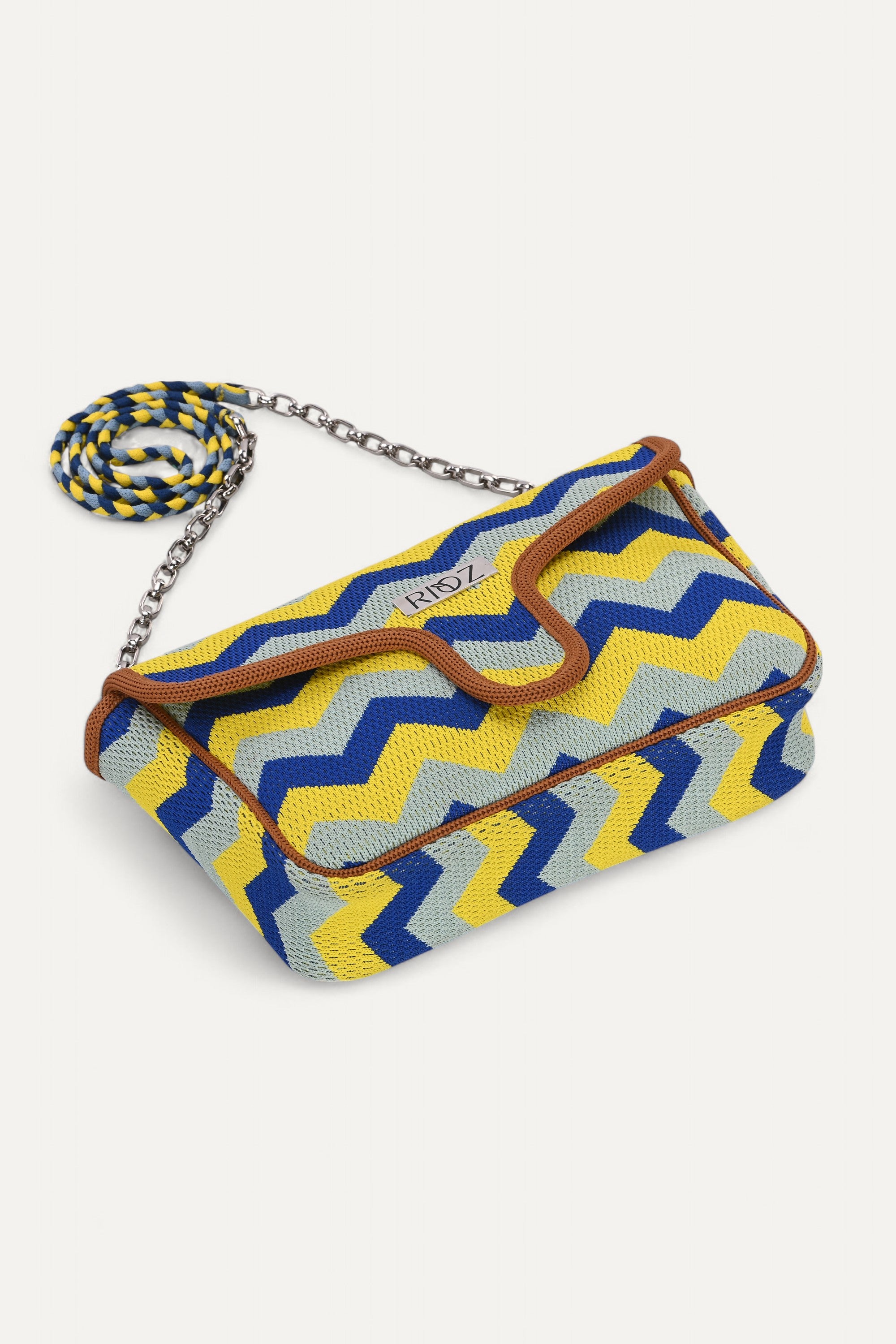 Rioz-Eco friendly bags-crossbody bags for women- sustainable-made from recycled plastic- secure zipper