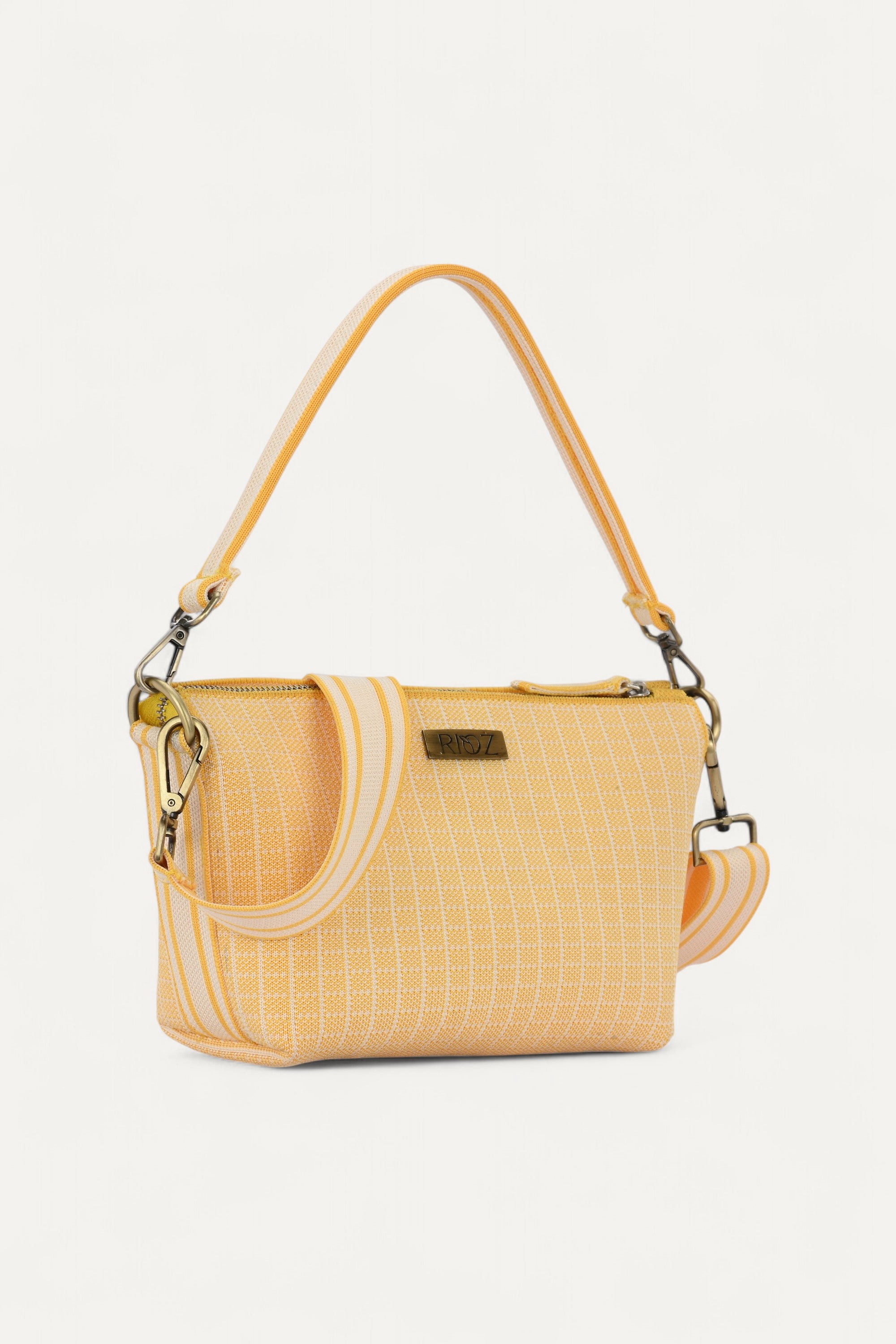 Rioz-Eco friendly bags-crossbody bags for women- sustainable-made from recycled plastic- secure zipper
