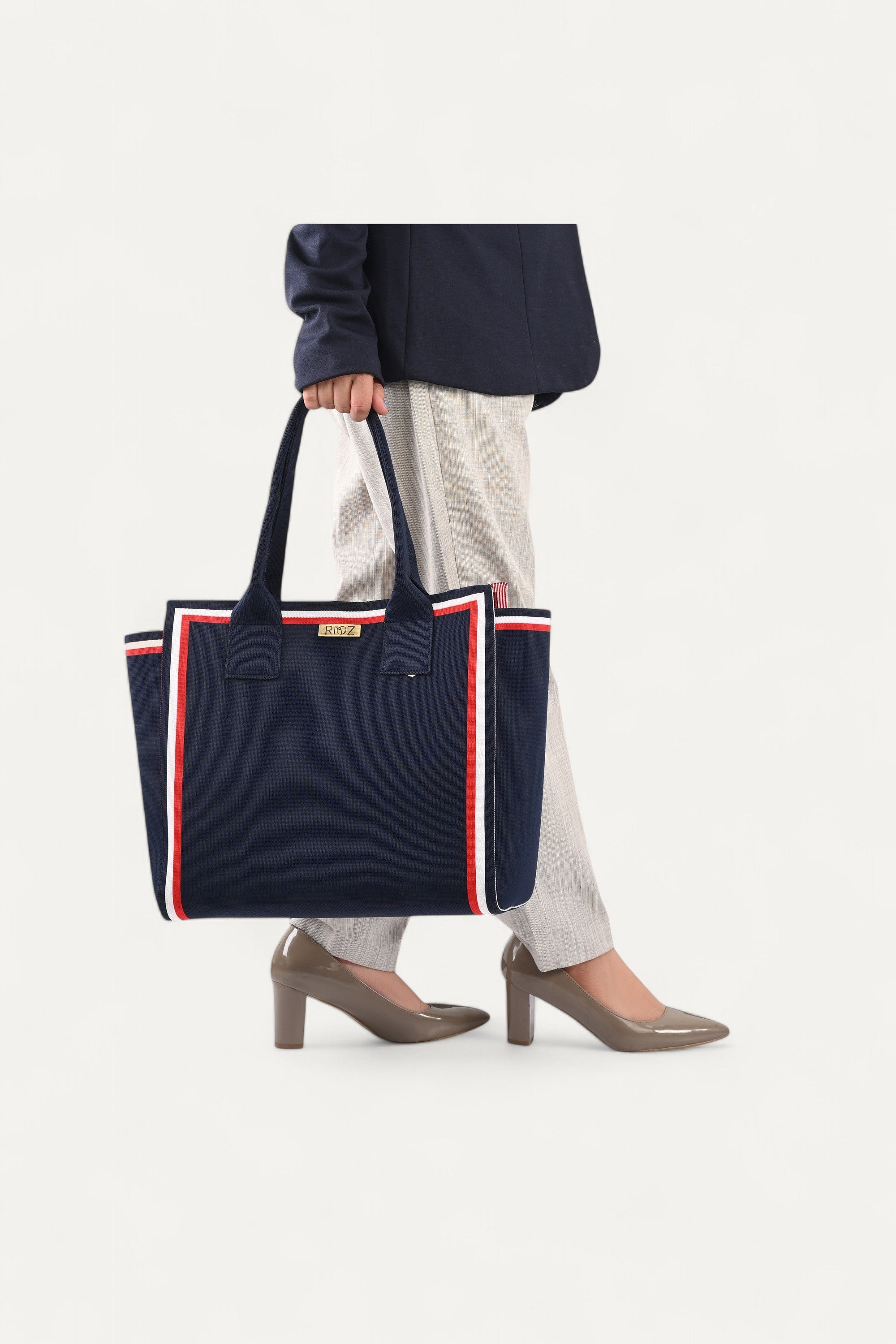 OG Timeless- Bucket Bag