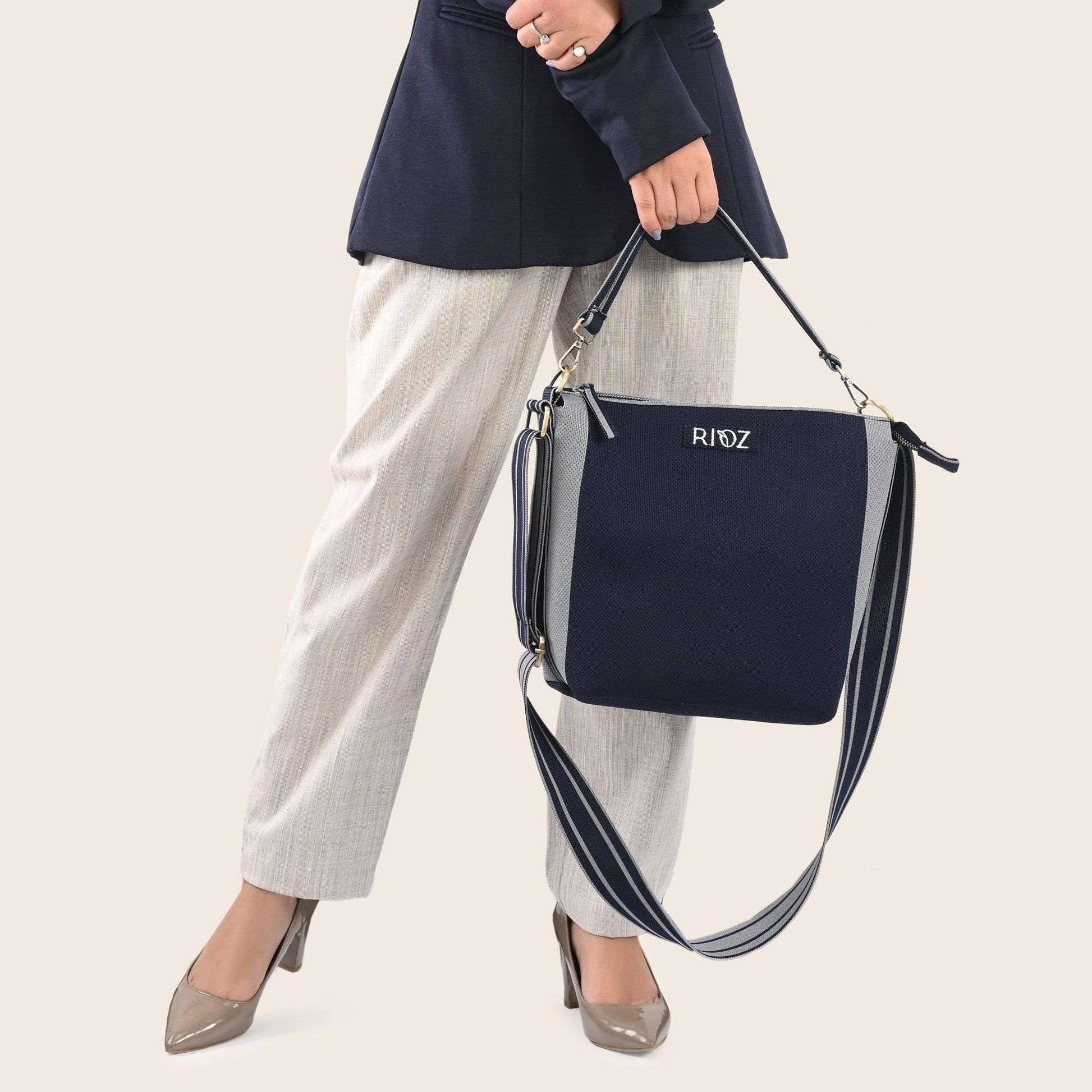 Atlas - Crossbody Sling Bag - Navy - Rioz