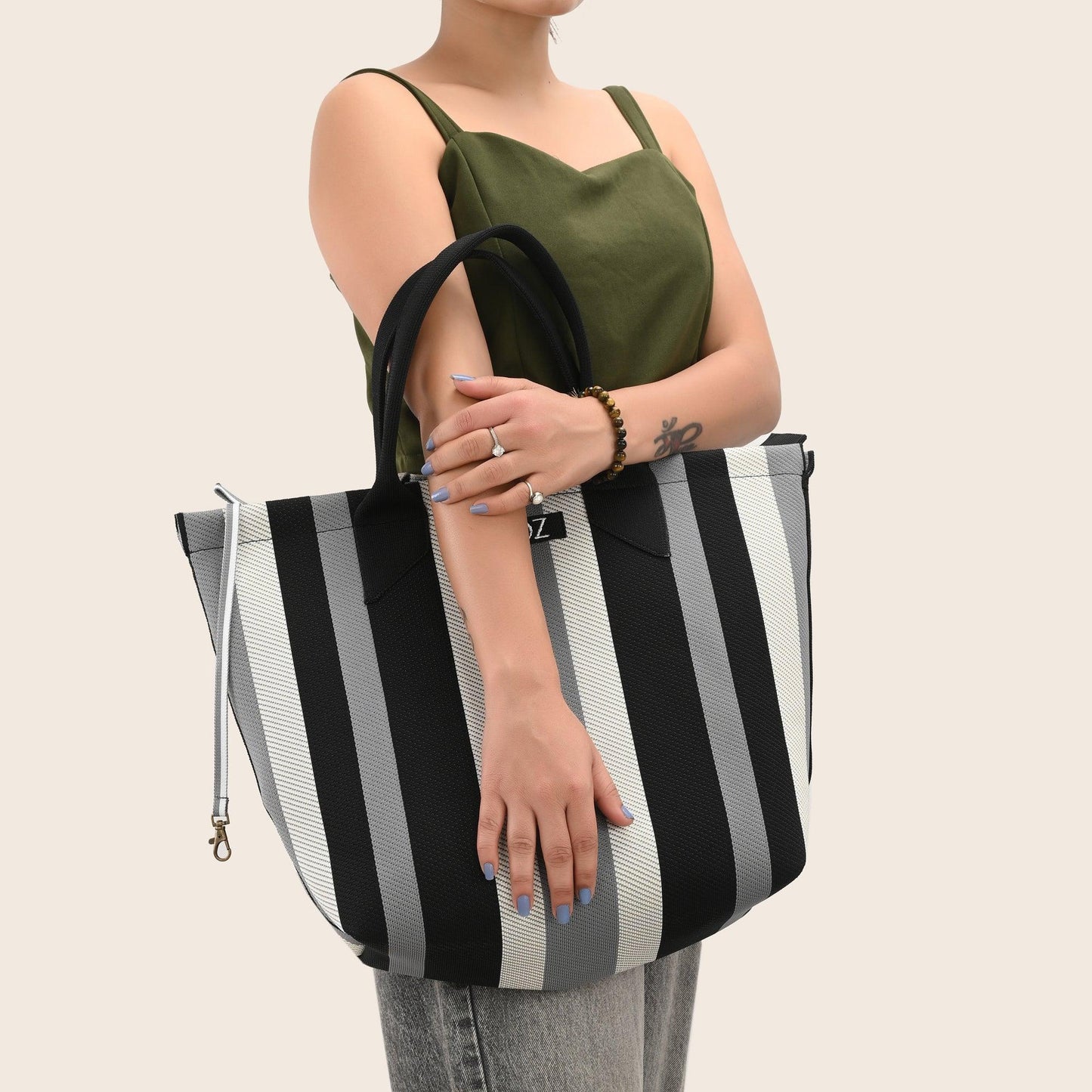 Raven - Carry Your Stripes Zipper Tote - Grey - Rioz